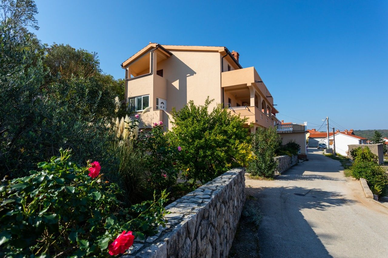 Apartment Marinka 63961-A1