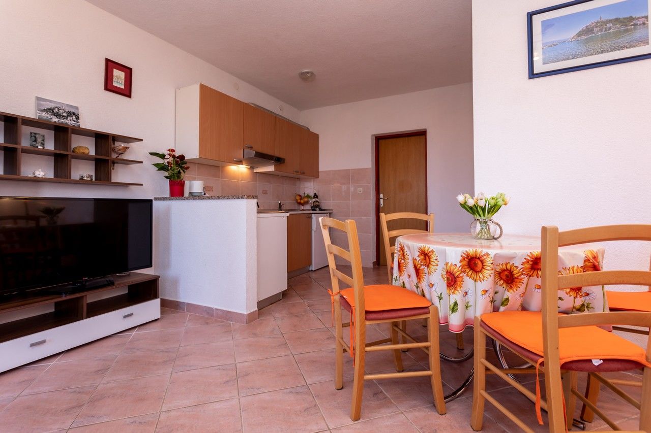 Apartment Marinka 63961-A1