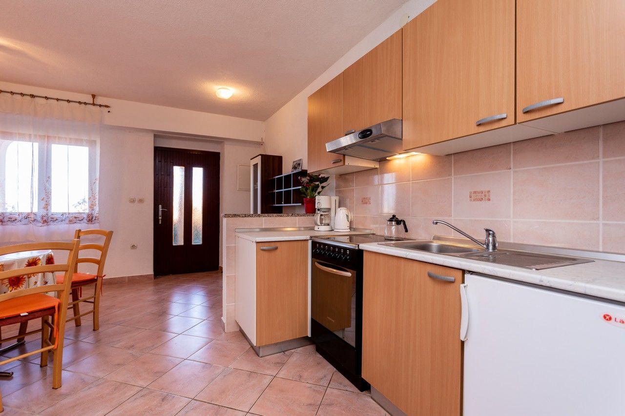 Apartment Marinka 63961-A1