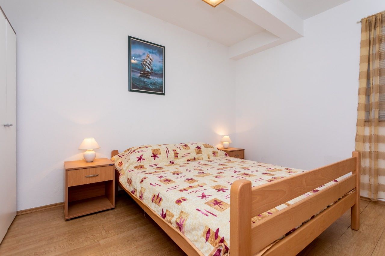 Apartment Marinka 63961-A1