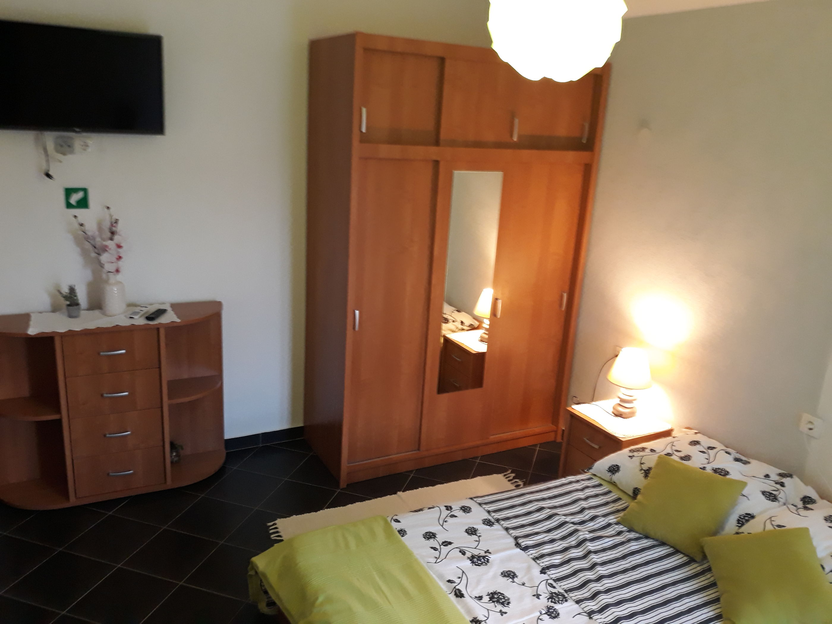 Apartments Kardaš 21751-A4