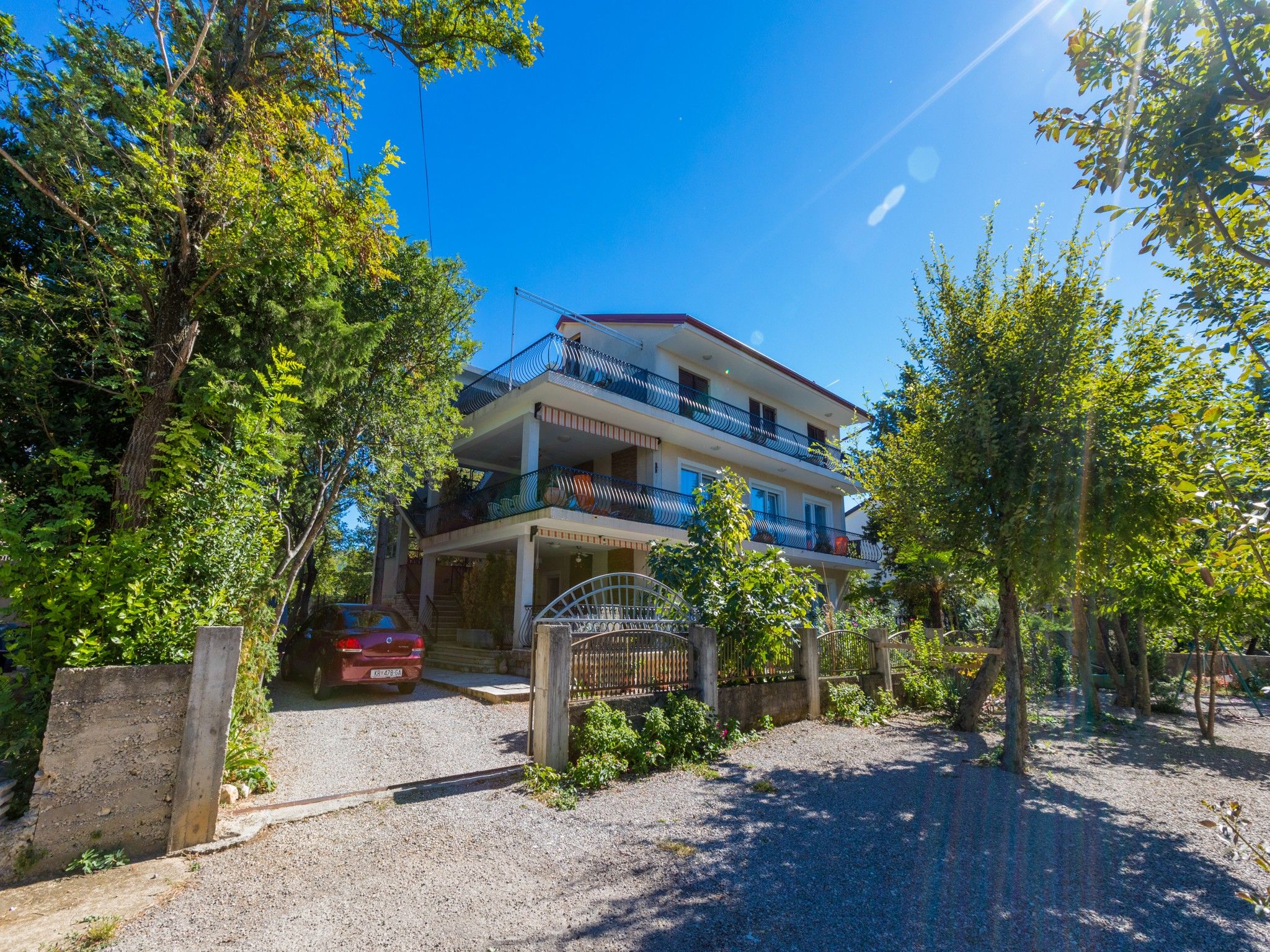 Apartments Pinty 62836-A3