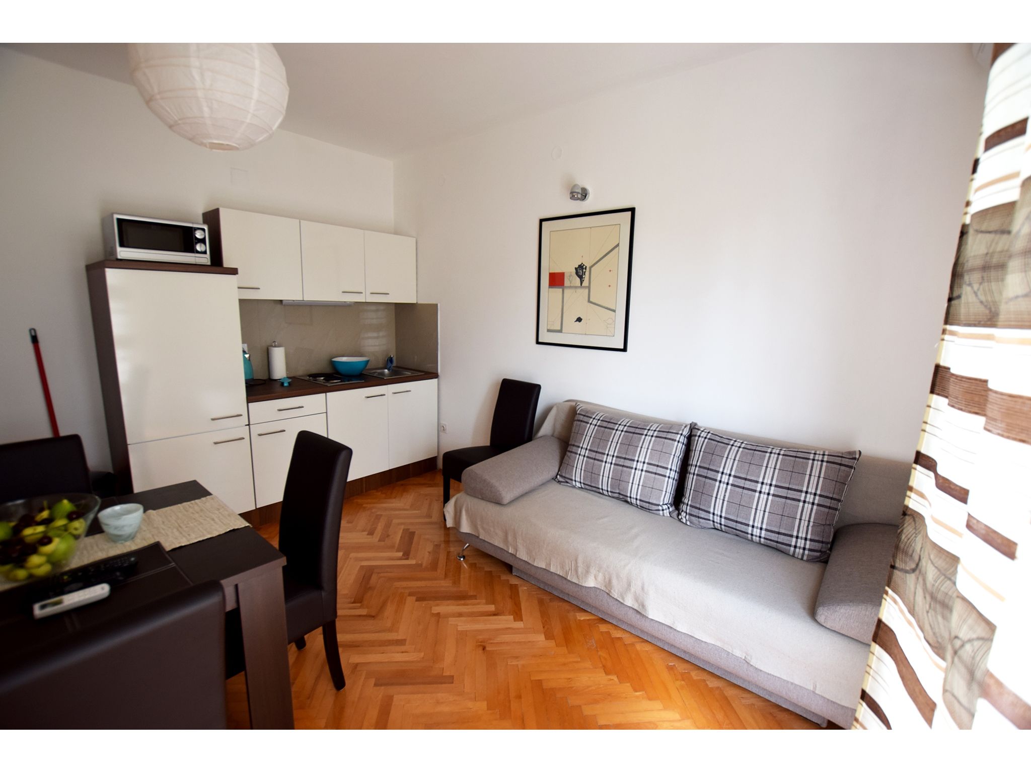 Apartments LA ROOM 40341-A2