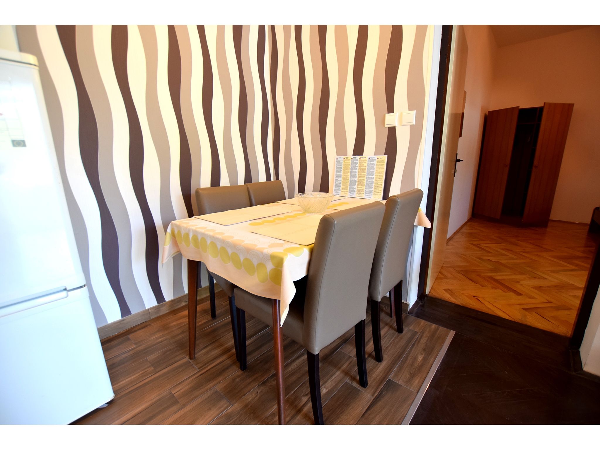 Apartments LA ROOM 40341-A4