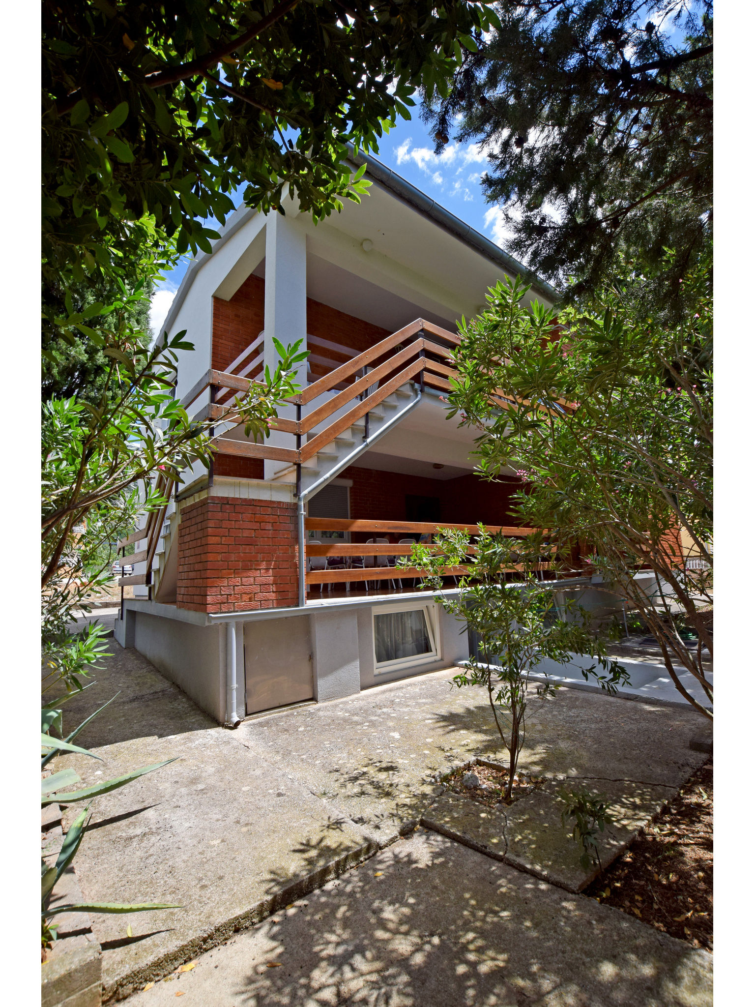 Apartments Zaterin 40345-A1