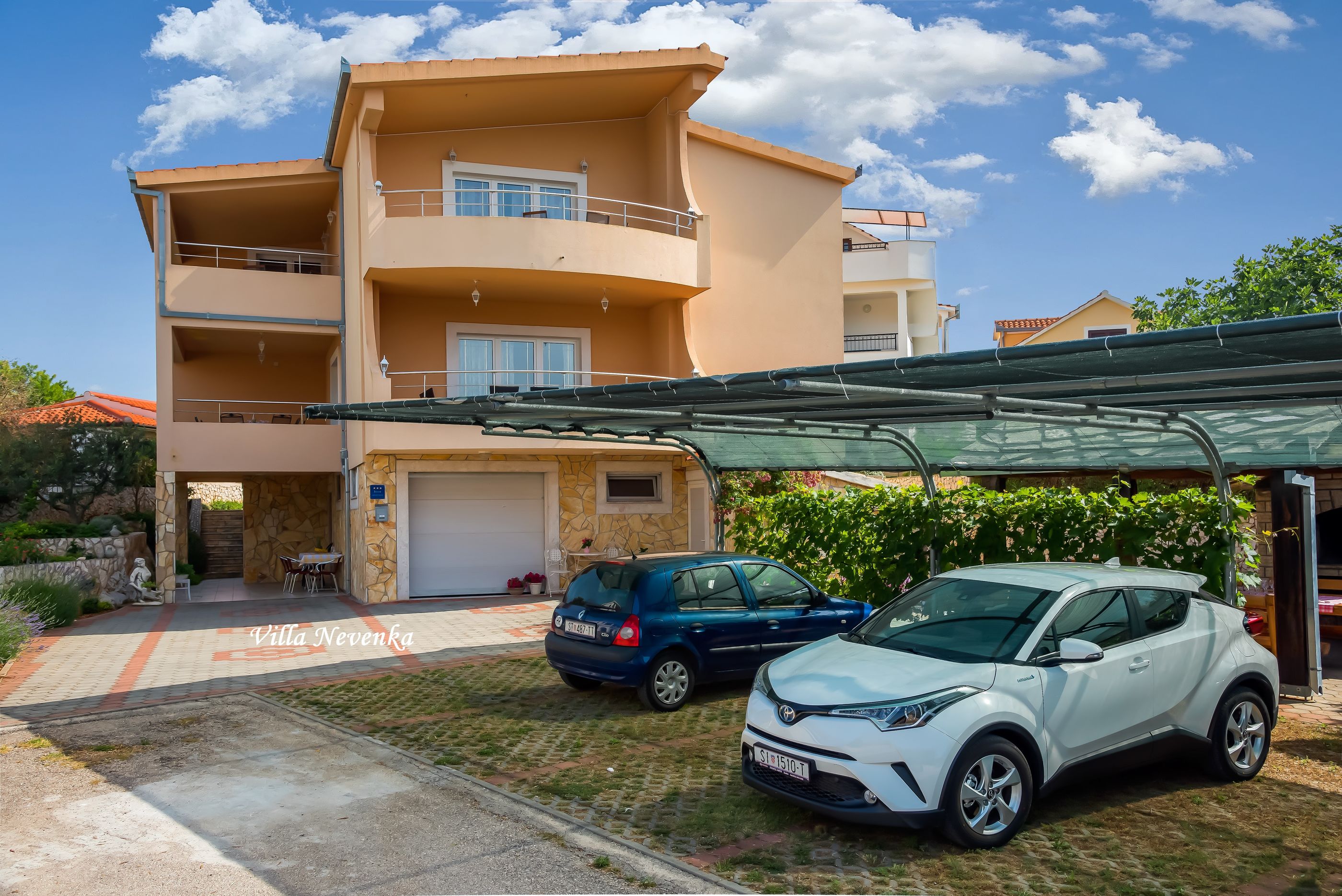 Apartments Babić 18401-A2