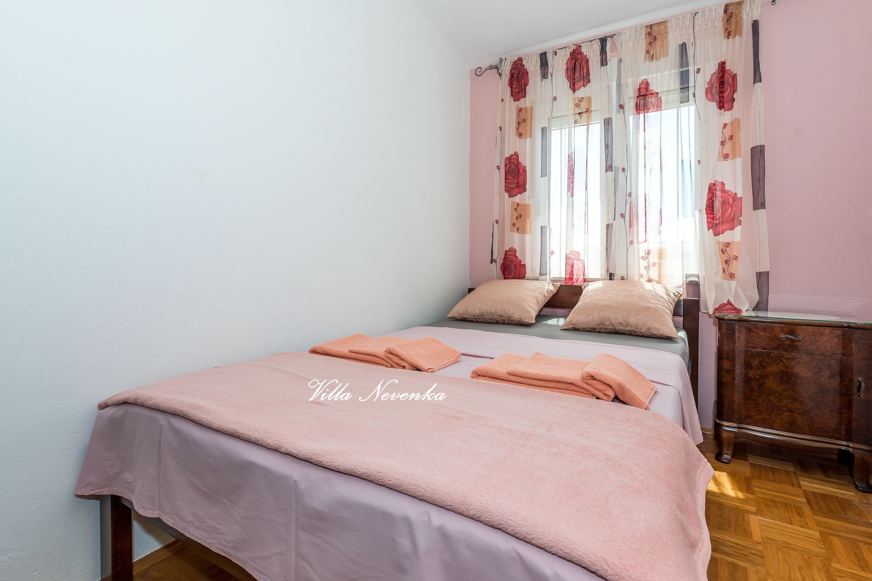Apartments Babić 18401-A1