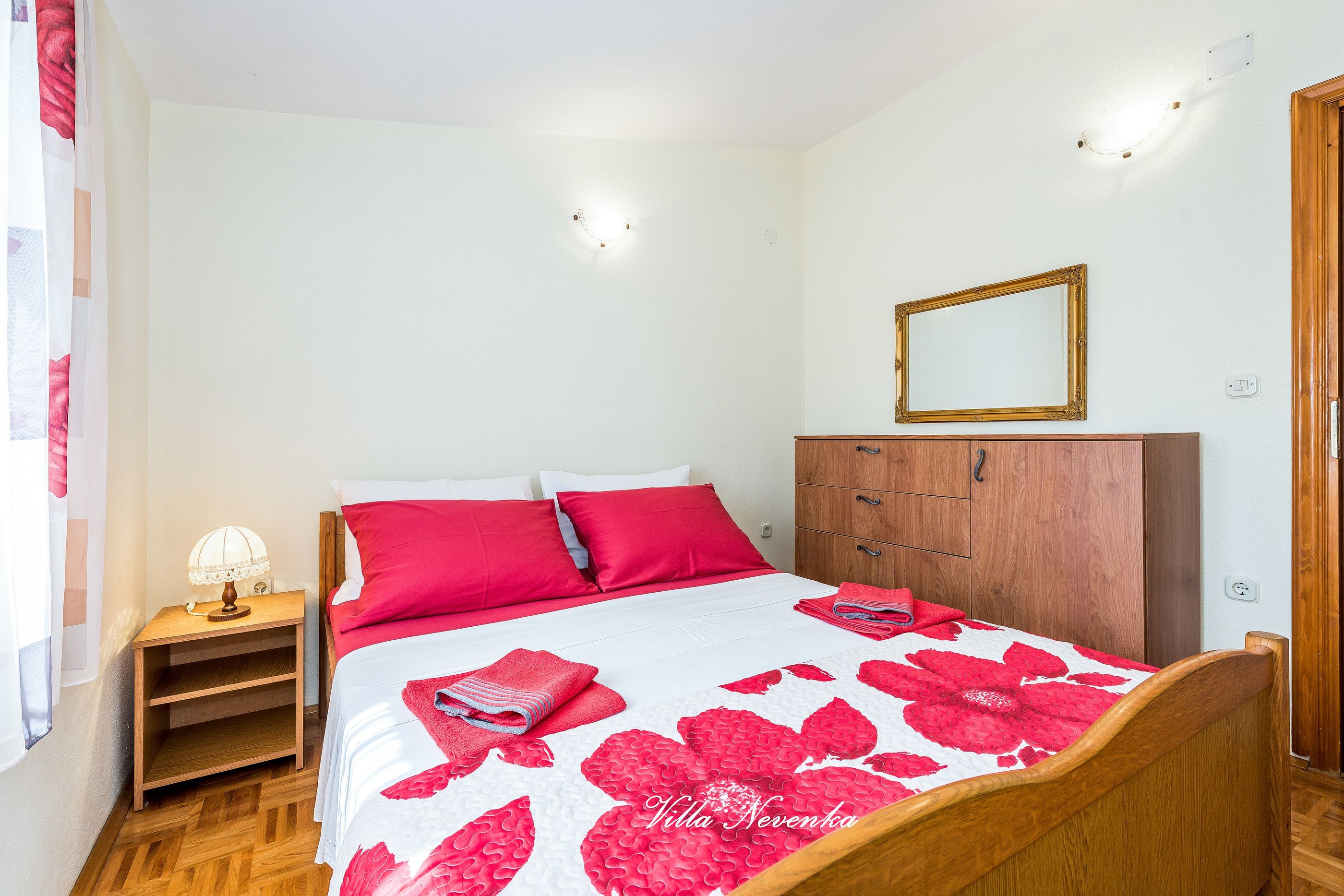 Apartments Babić 18401-A1