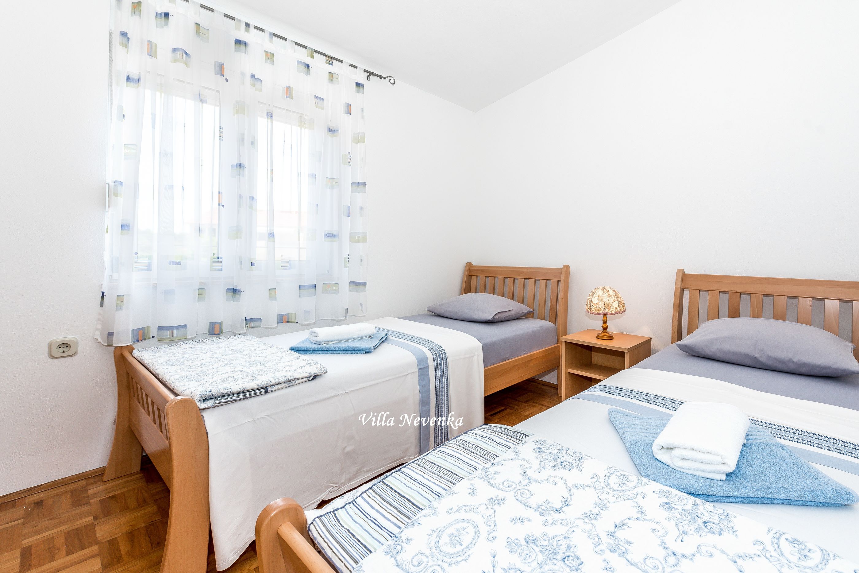 Apartments Babić 18401-A2
