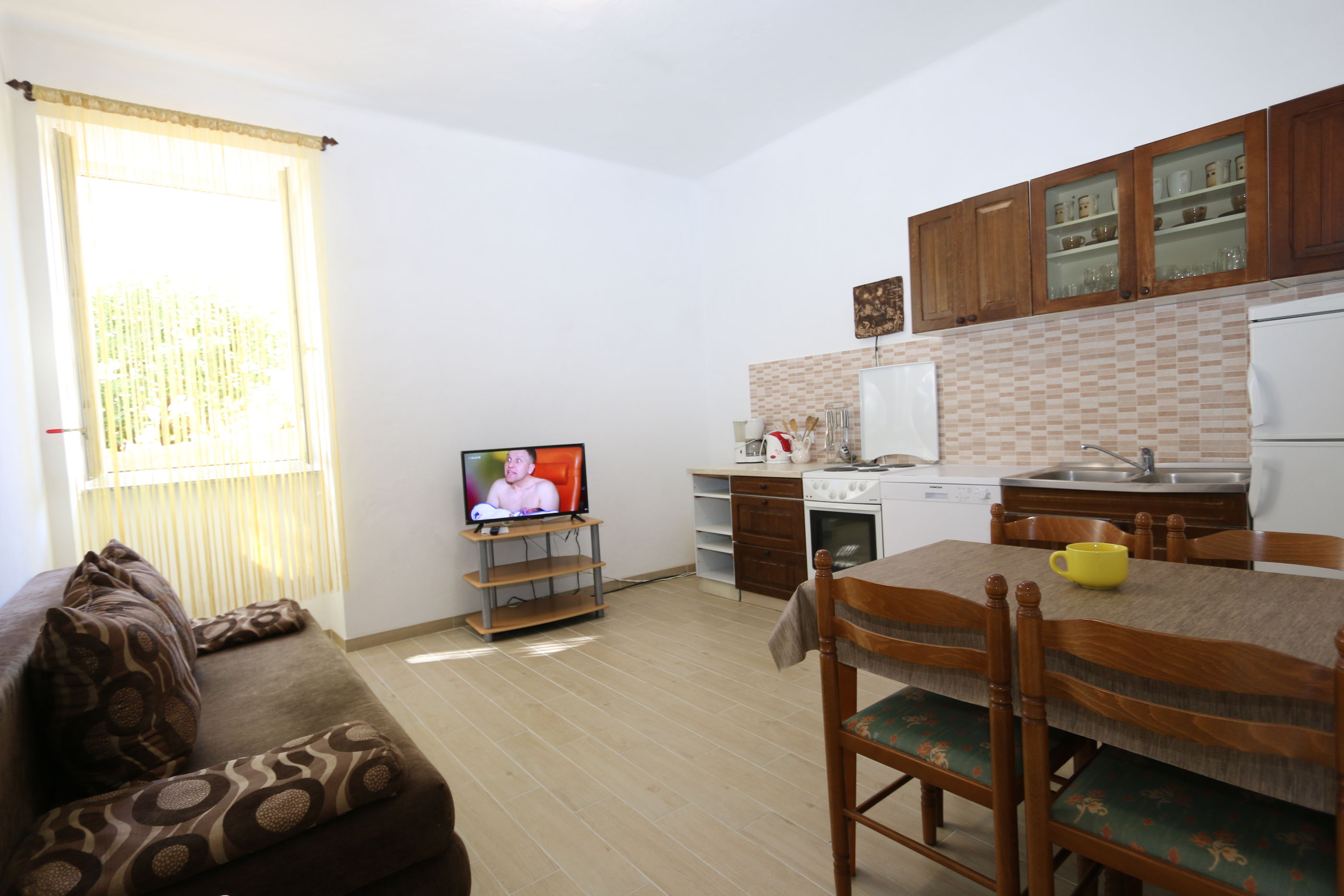 Apartments Car Zorica 60261-A1