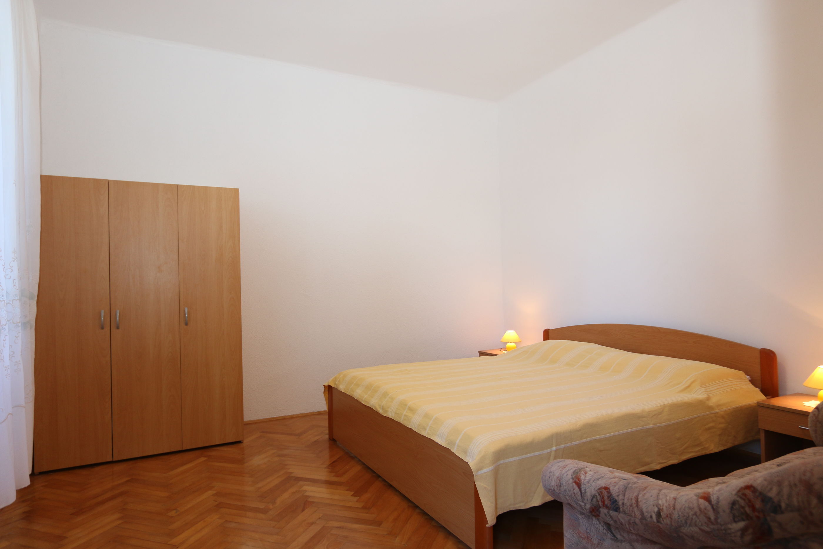 Apartments Car Zorica 60261-A1