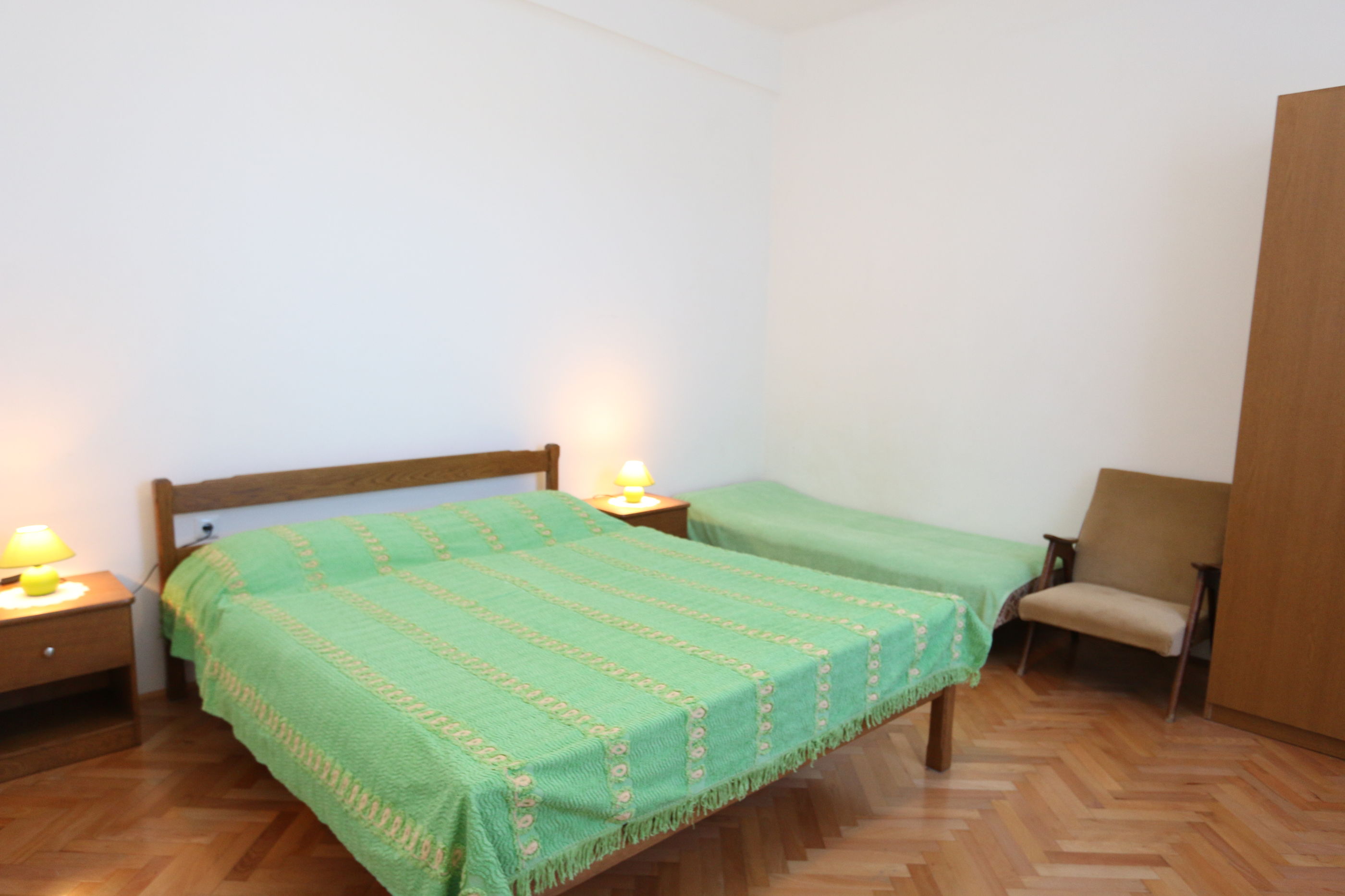 Apartments Car Zorica 60261-A1