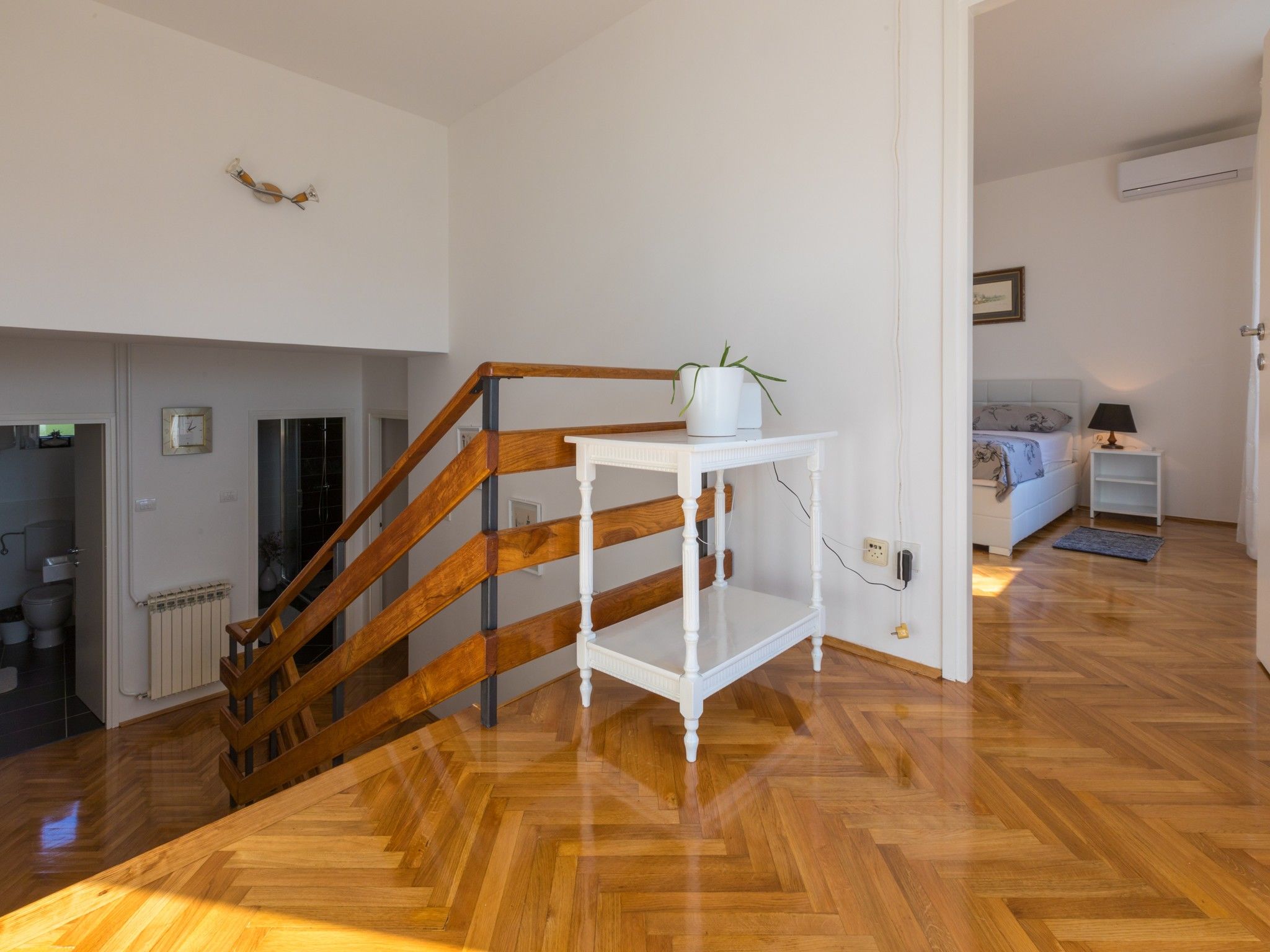 House Barbara 62843-K1
