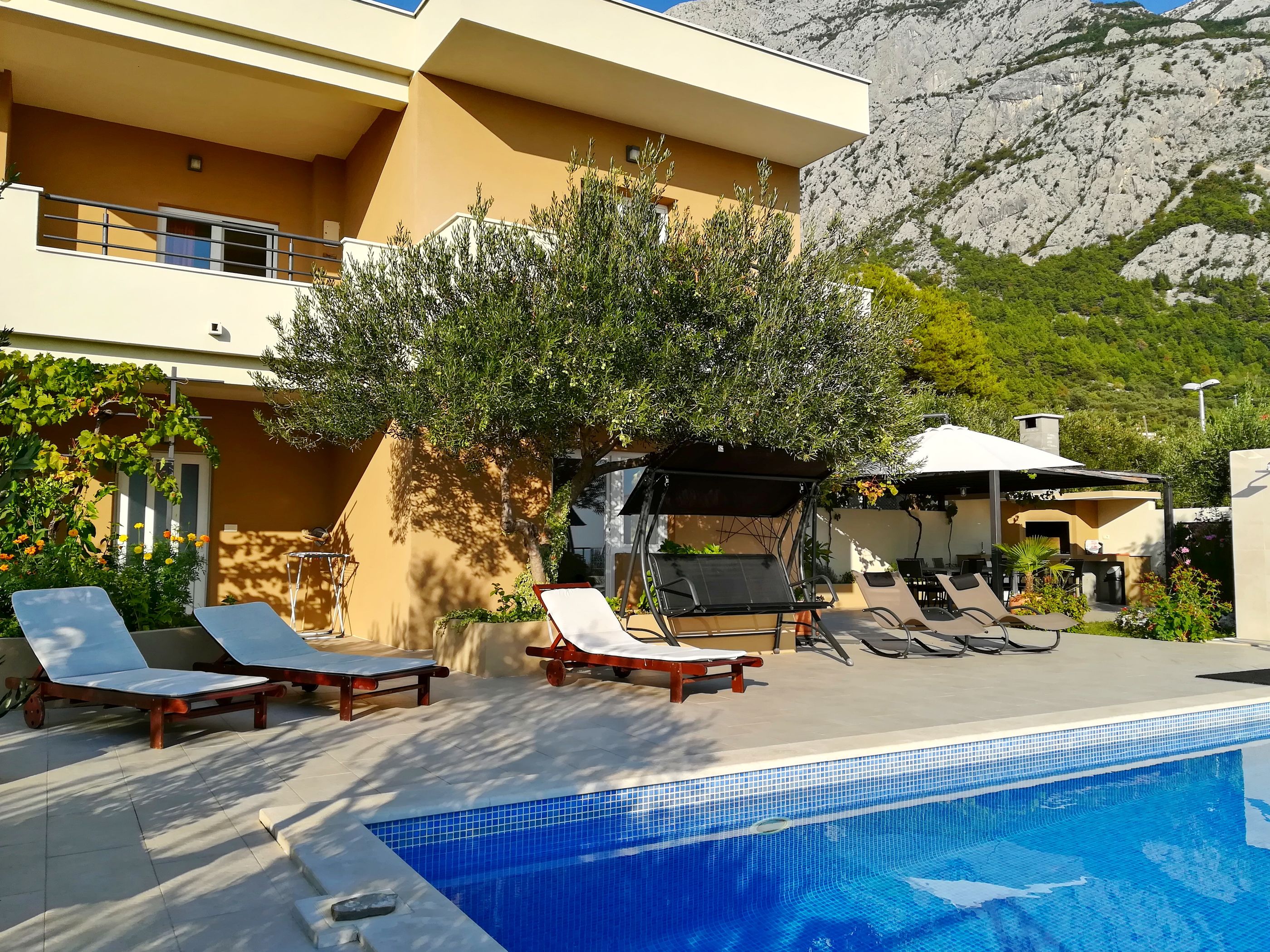 House Arija 58981-K1