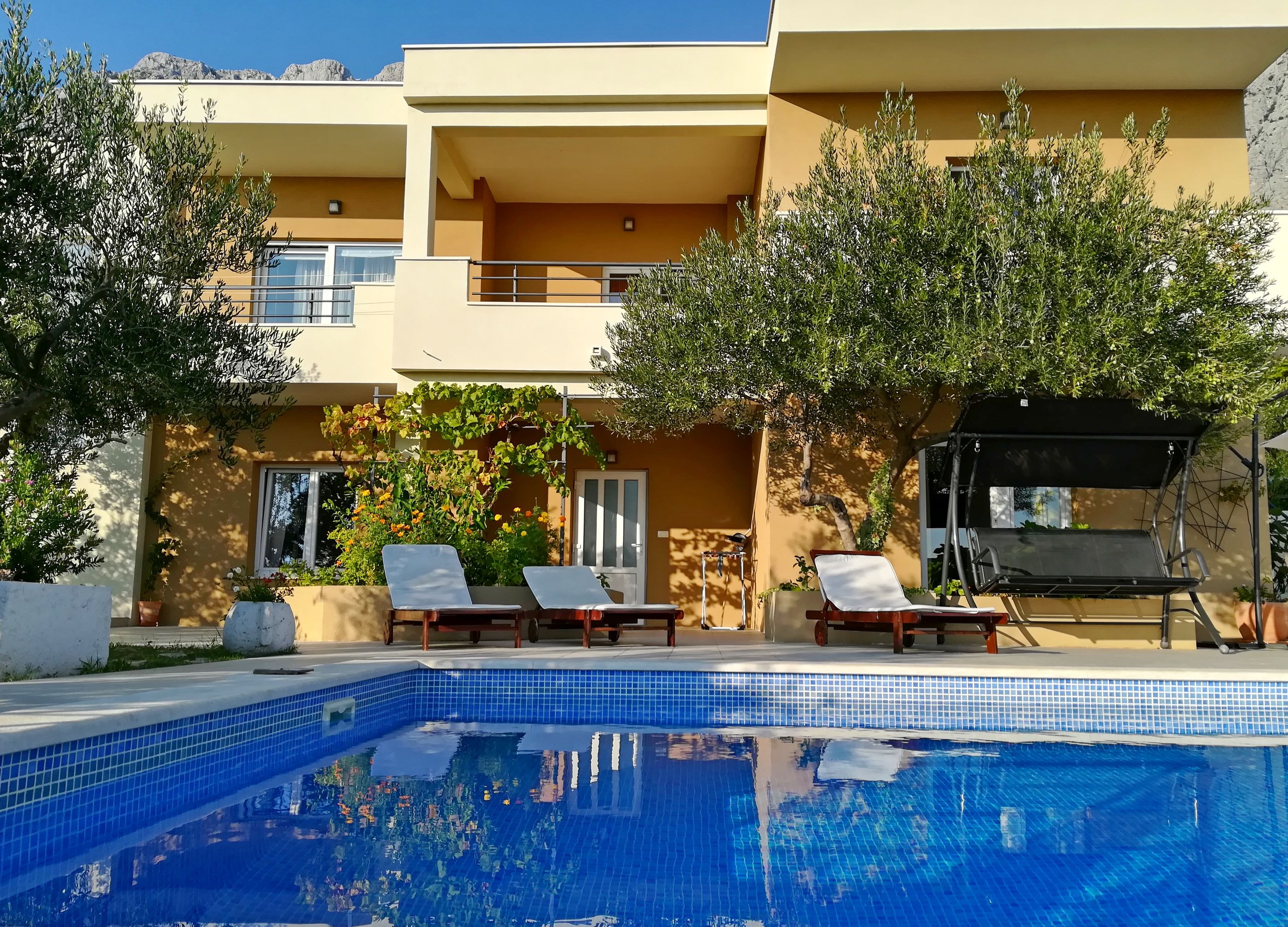 House Arija 58981-K1