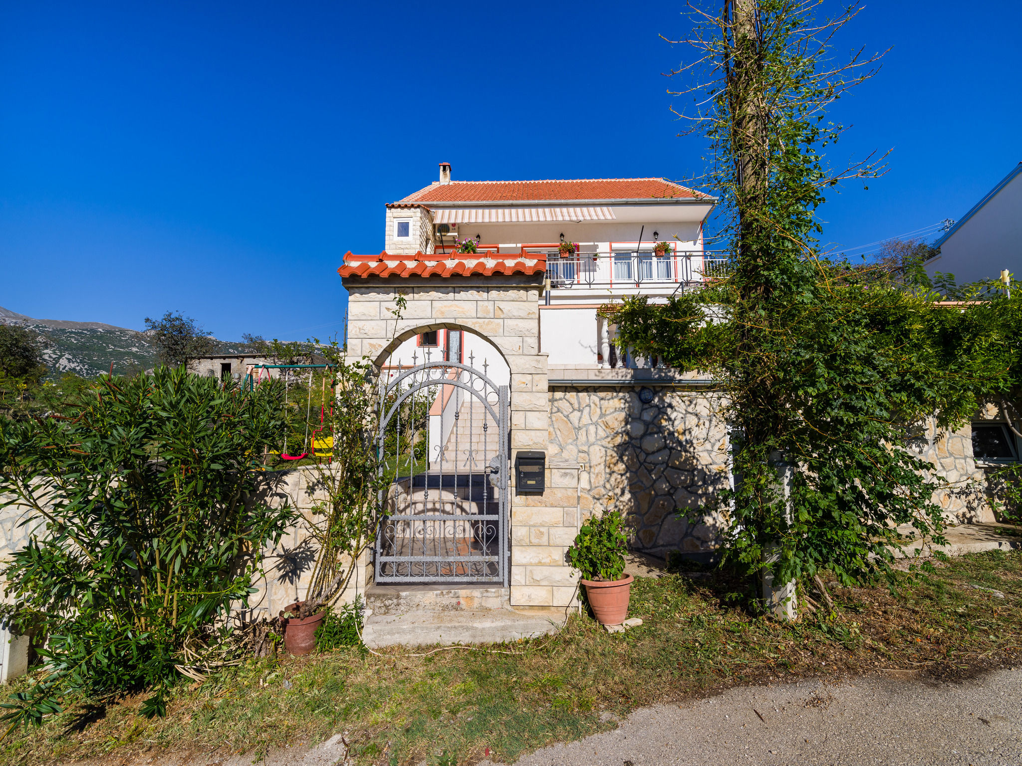 House Marija 40347-K1