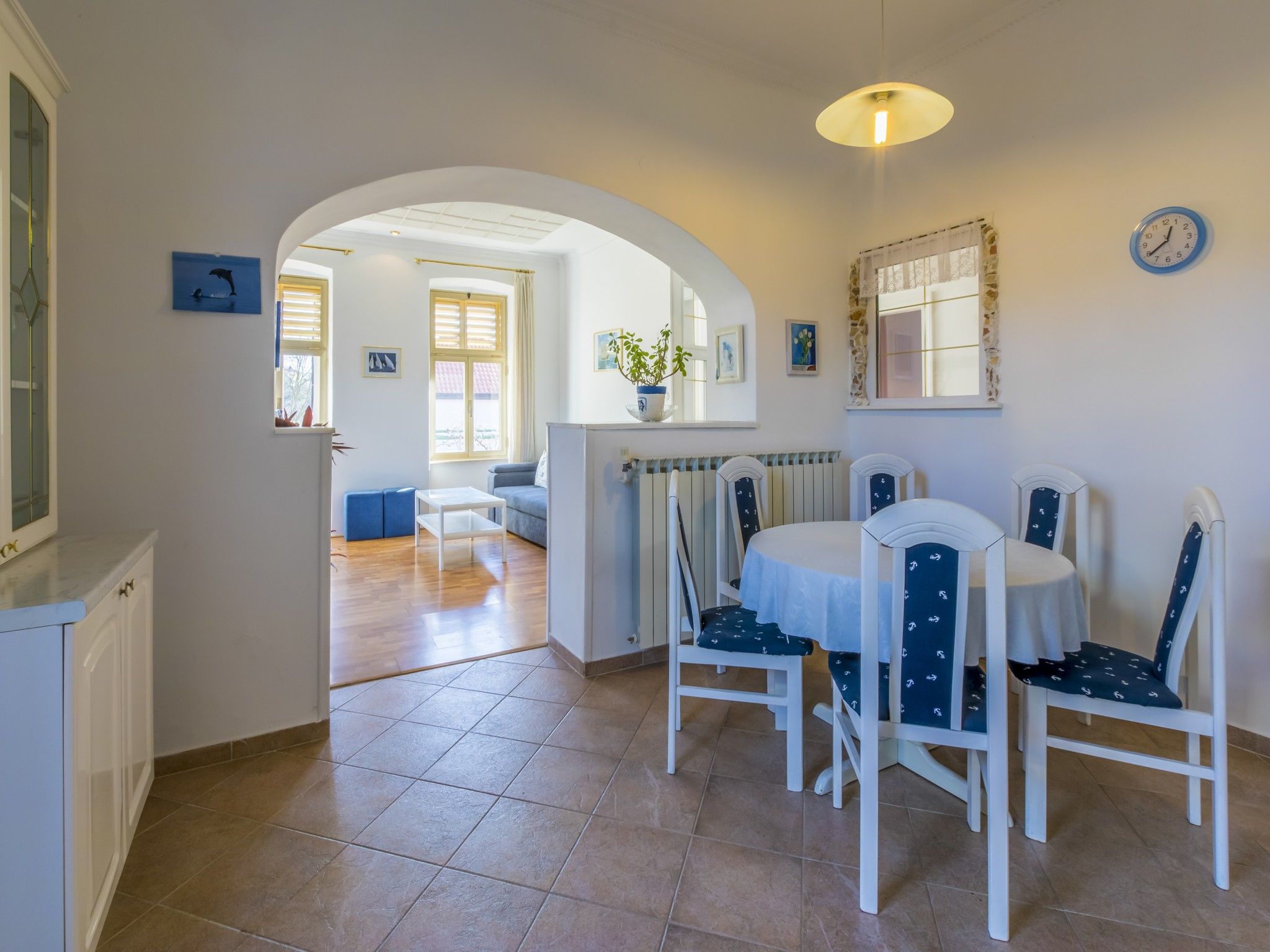 Apartment Piano 62710-A1