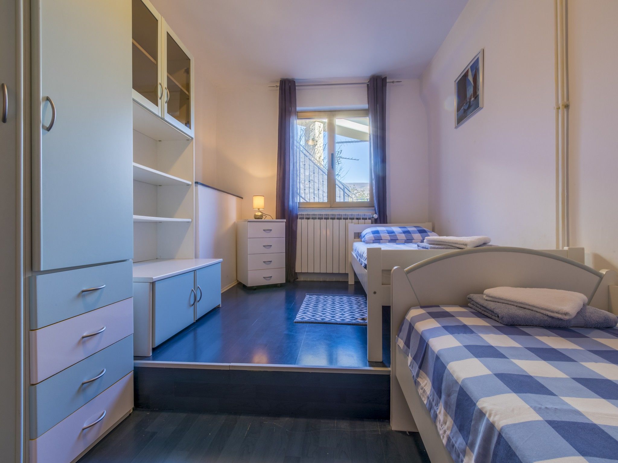 Apartment Piano 62710-A1
