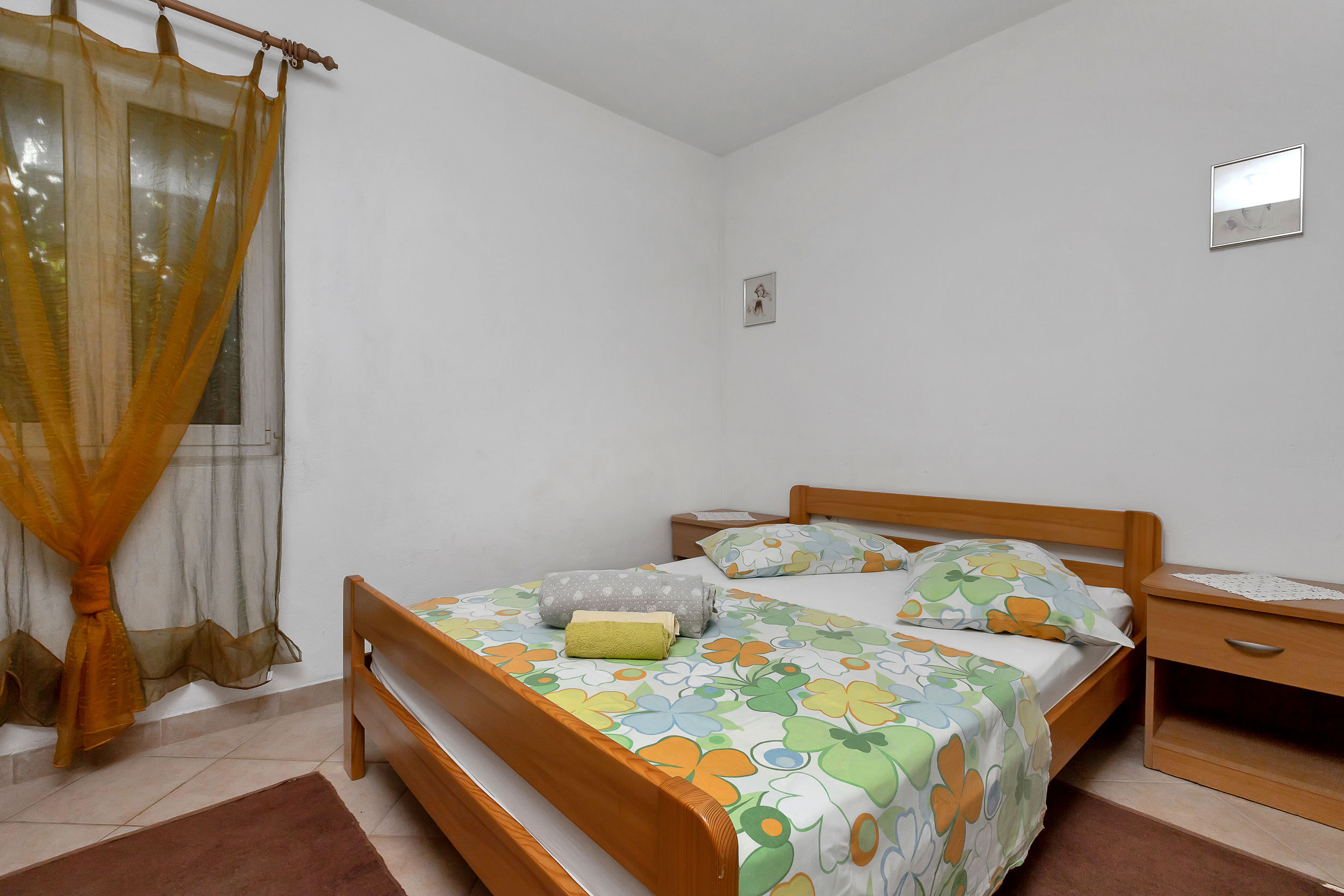 Apartments Robinzon Milivoj 58971-A3