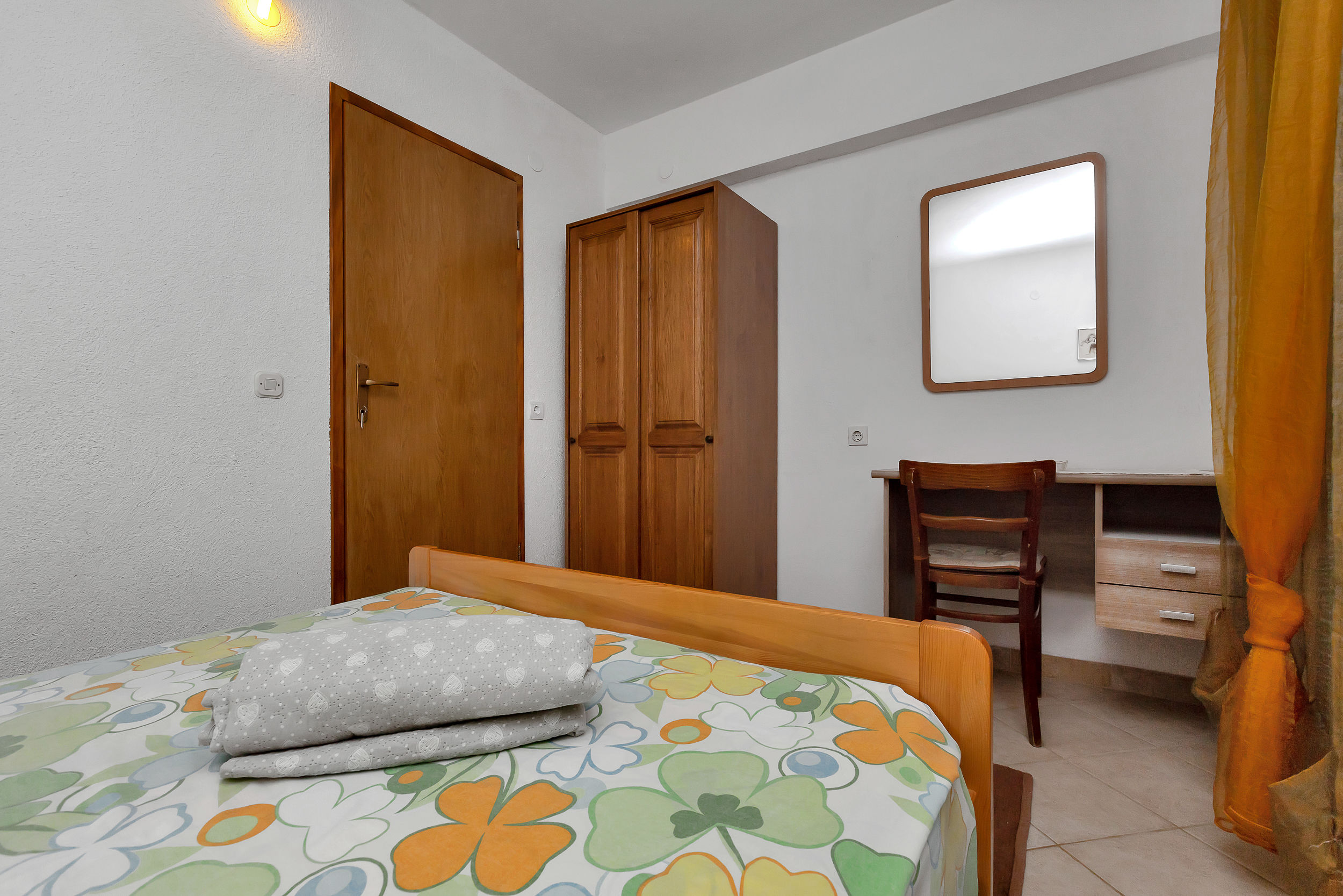 Apartments Robinzon Milivoj 58971-A3