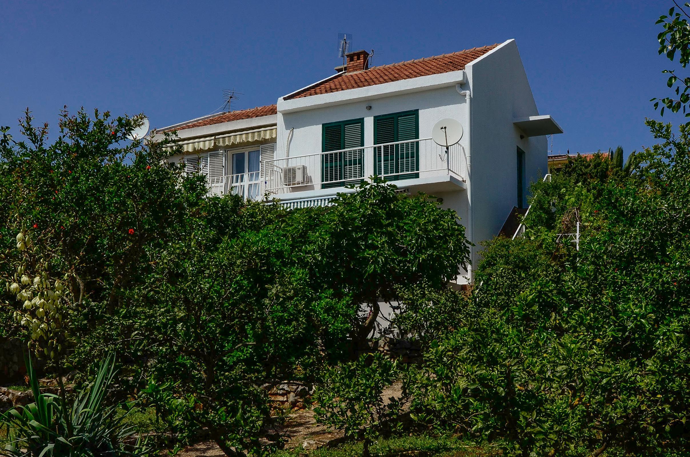 House Lovište 32934-K1