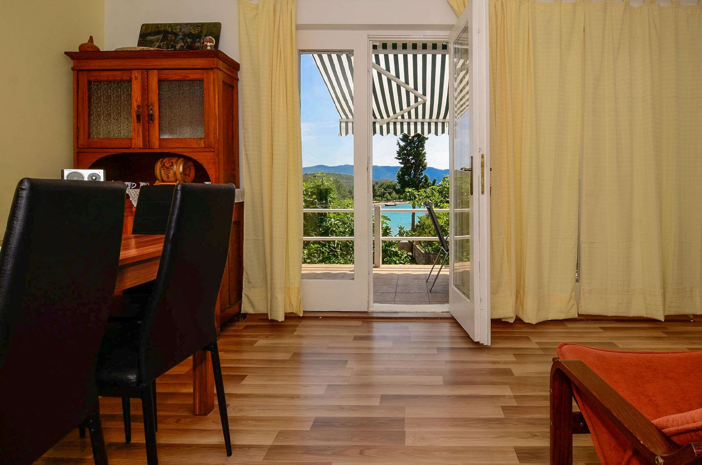 House Lovište 32934-K1