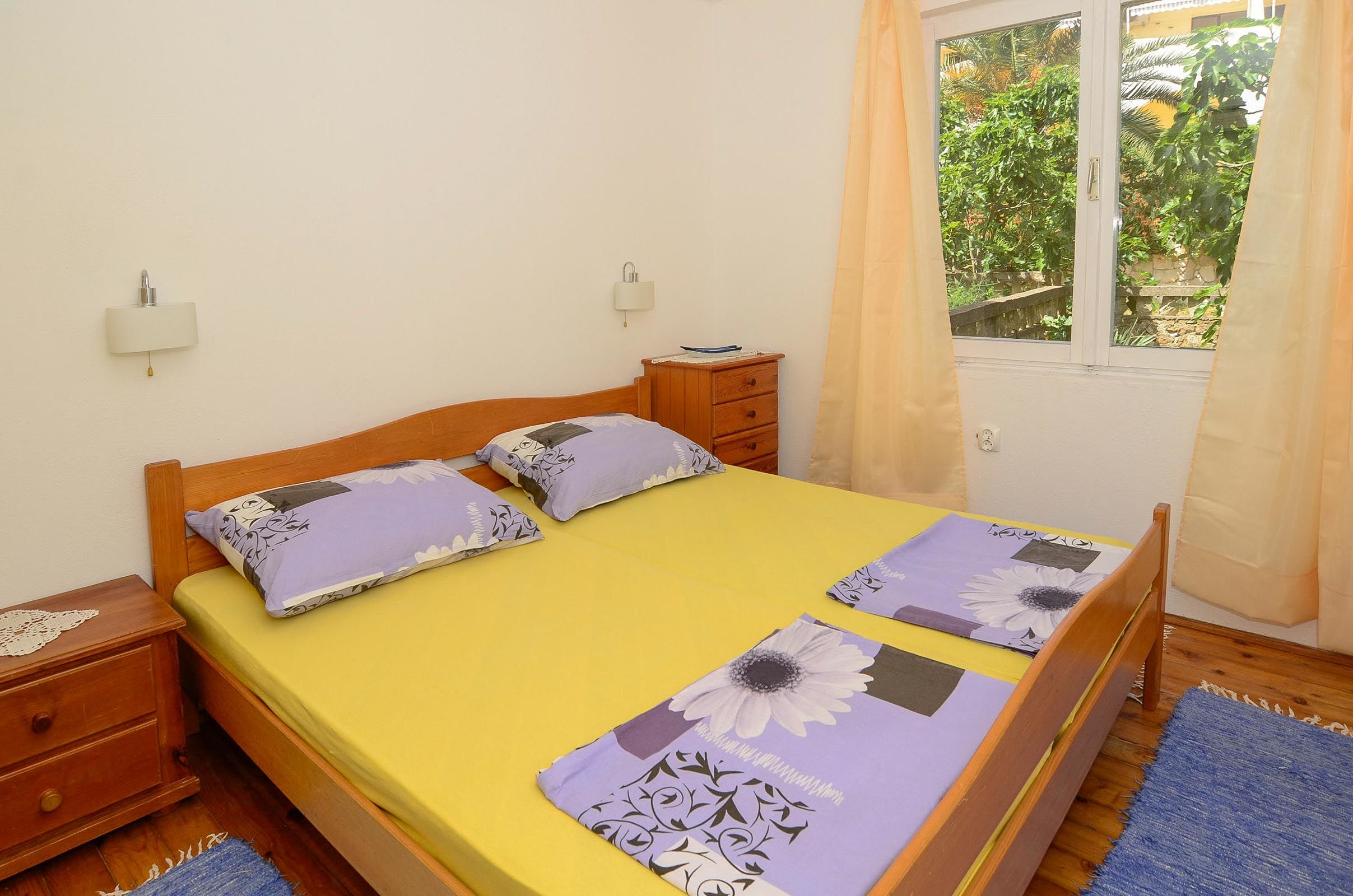 House Lovište 32934-K1