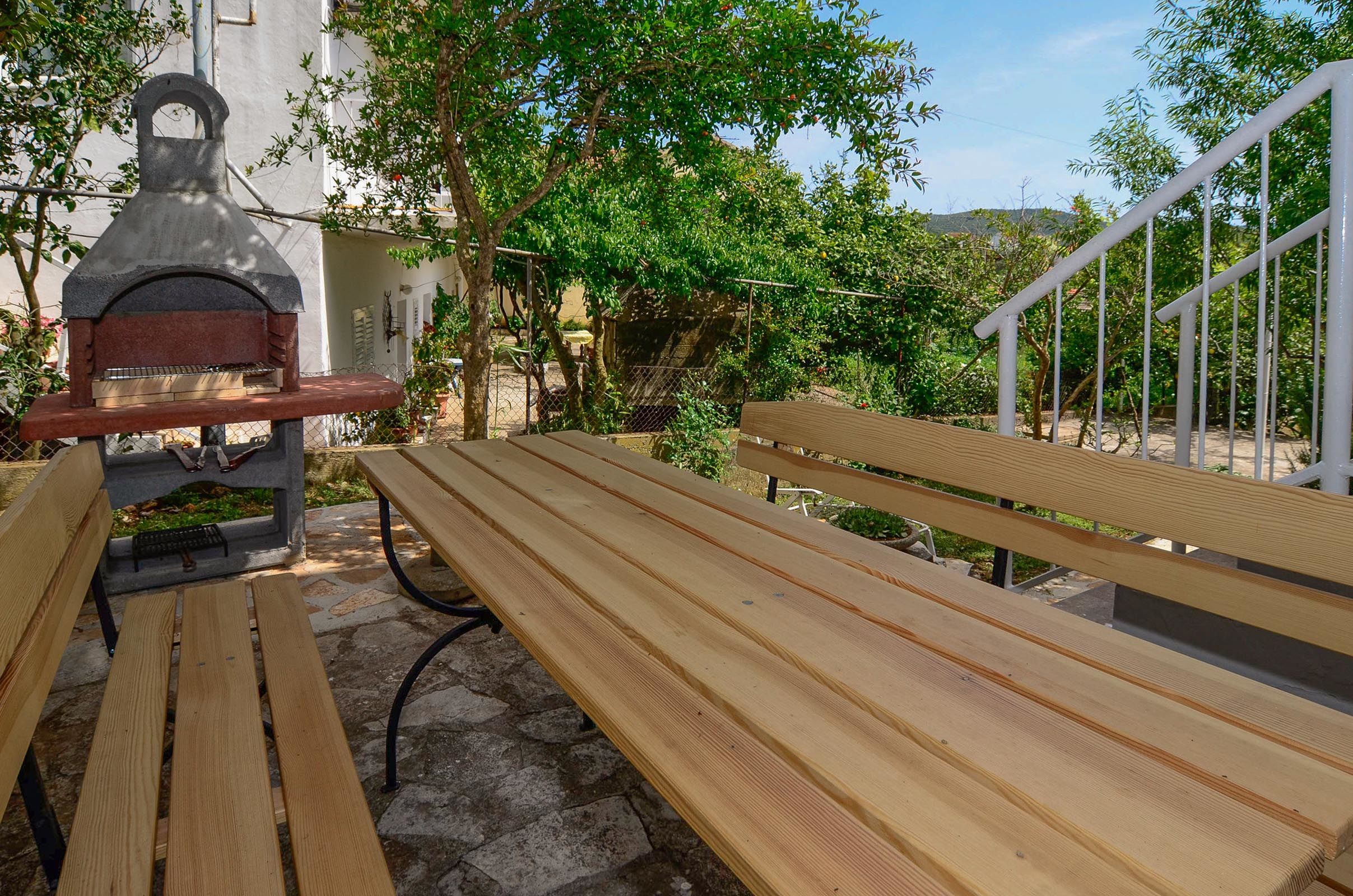 House Lovište 32934-K1