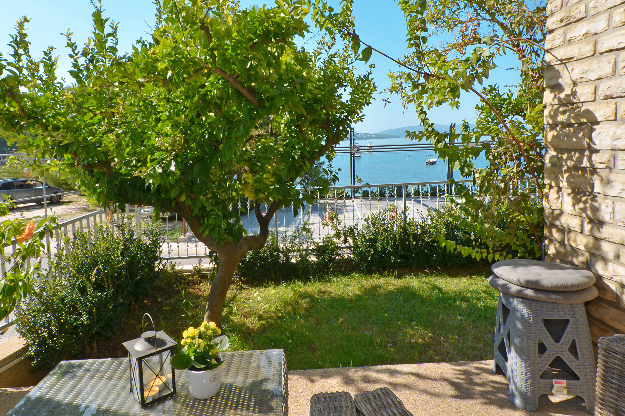 Apartments Mira 25051-A1