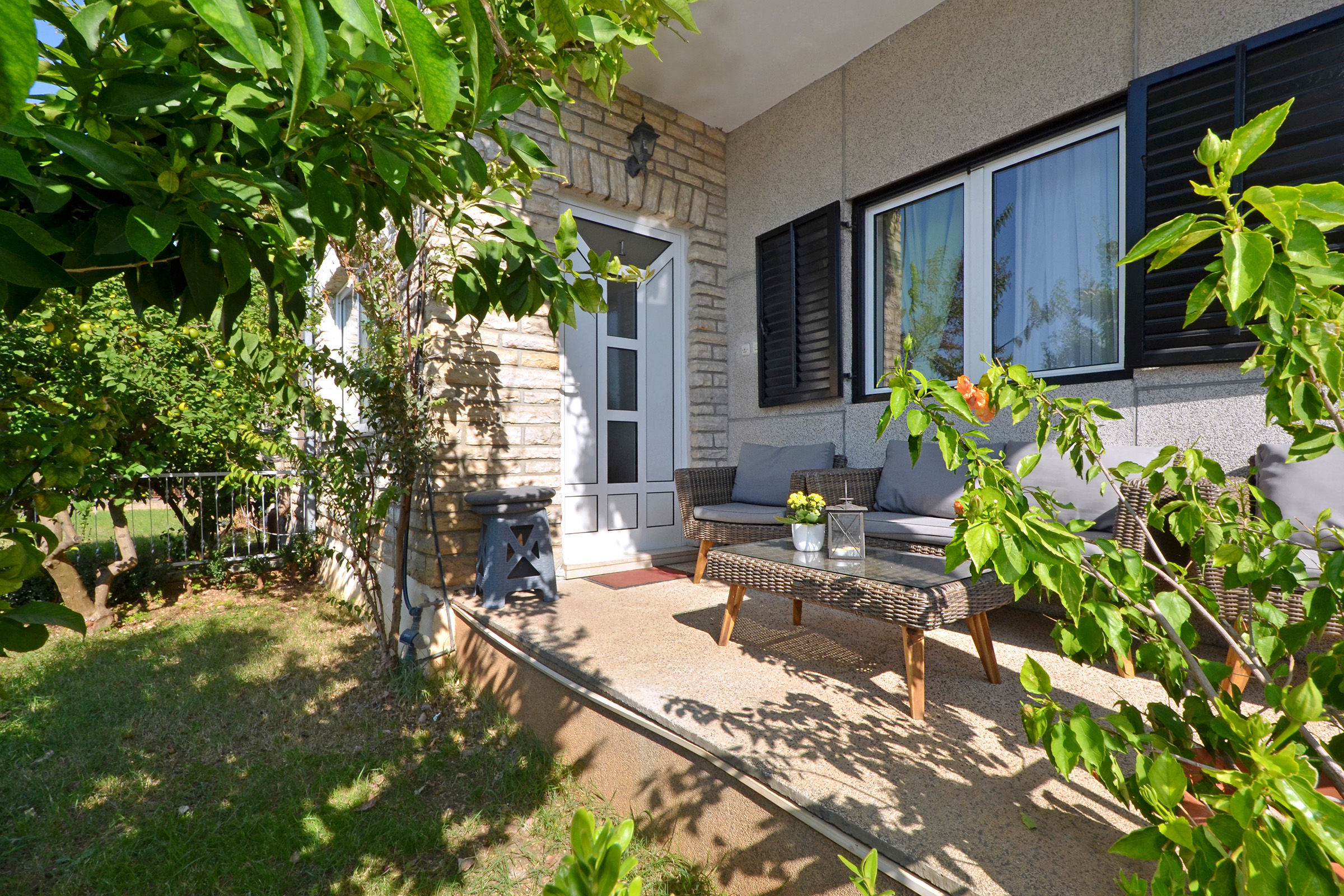 Apartments Mira 25051-A1