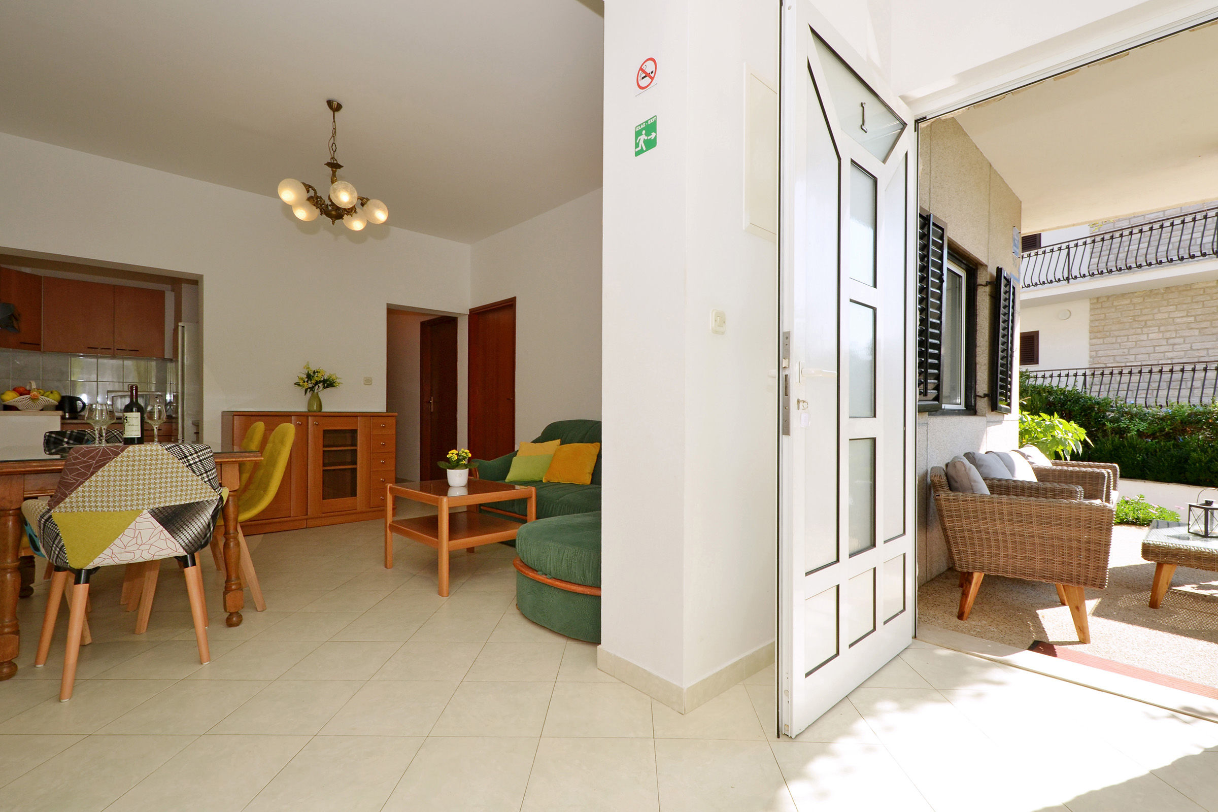 Apartments Mira 25051-A1