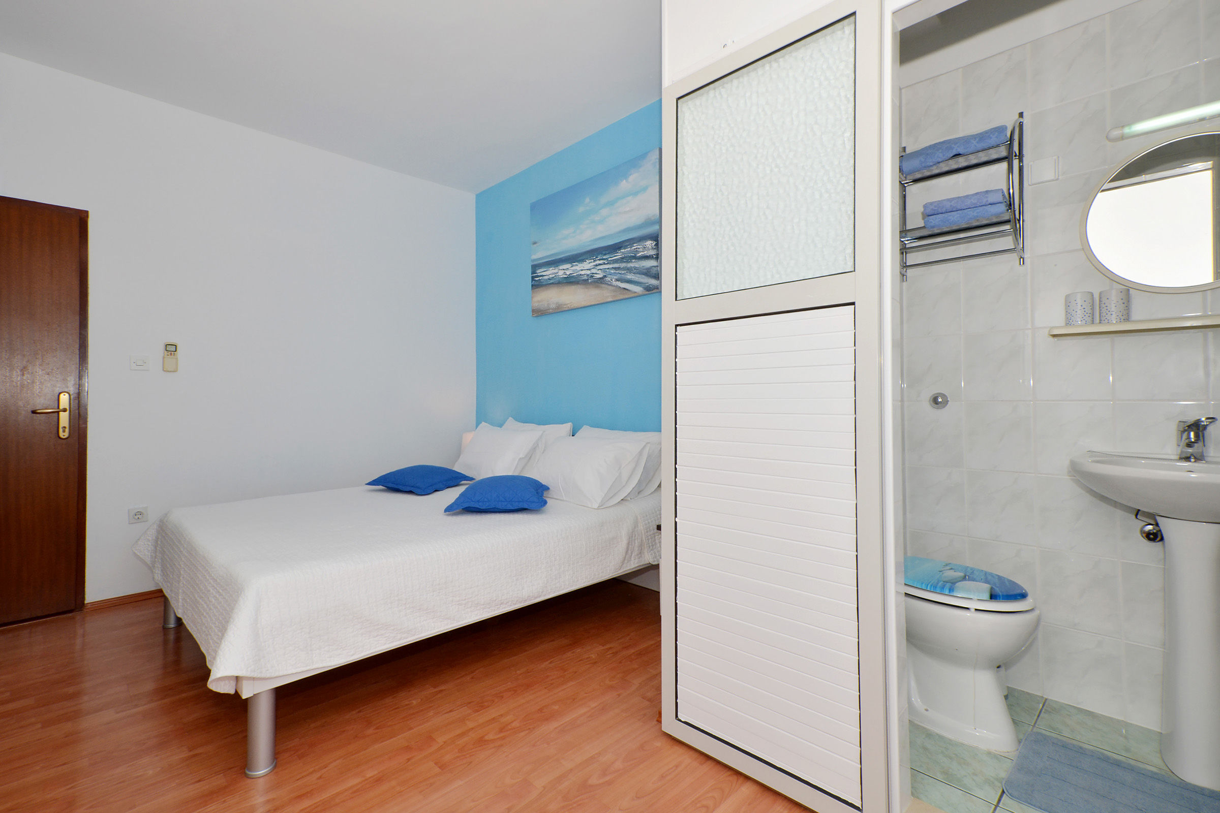 Apartments Mira 25051-A2