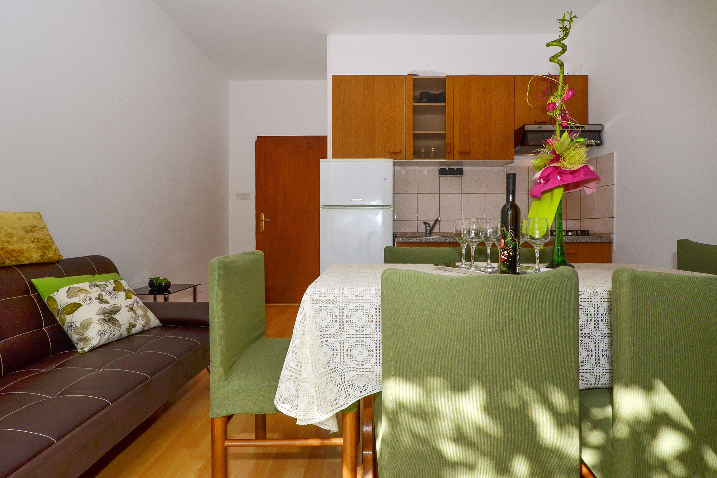 Apartments Mira 25051-A2
