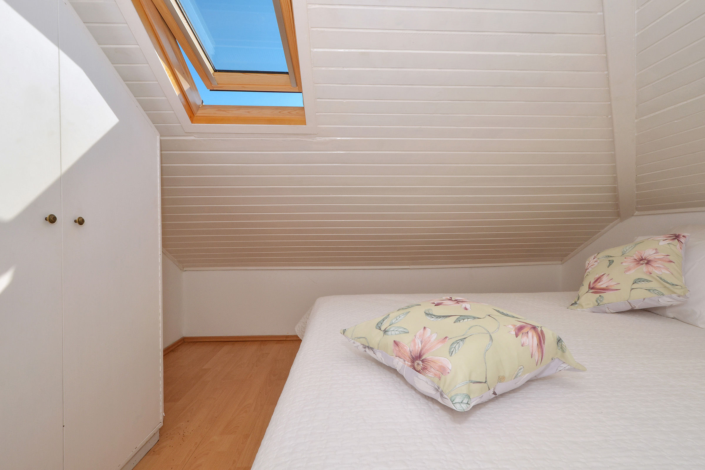 Apartments Mira 25051-A3