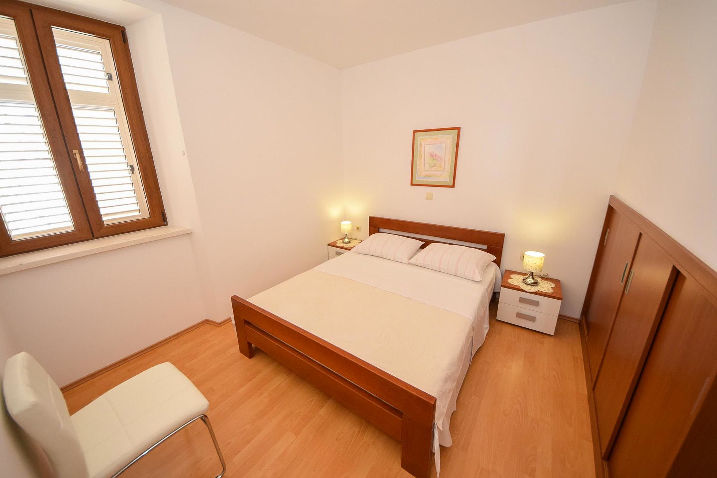 Apartments Bradičić 35241-A2