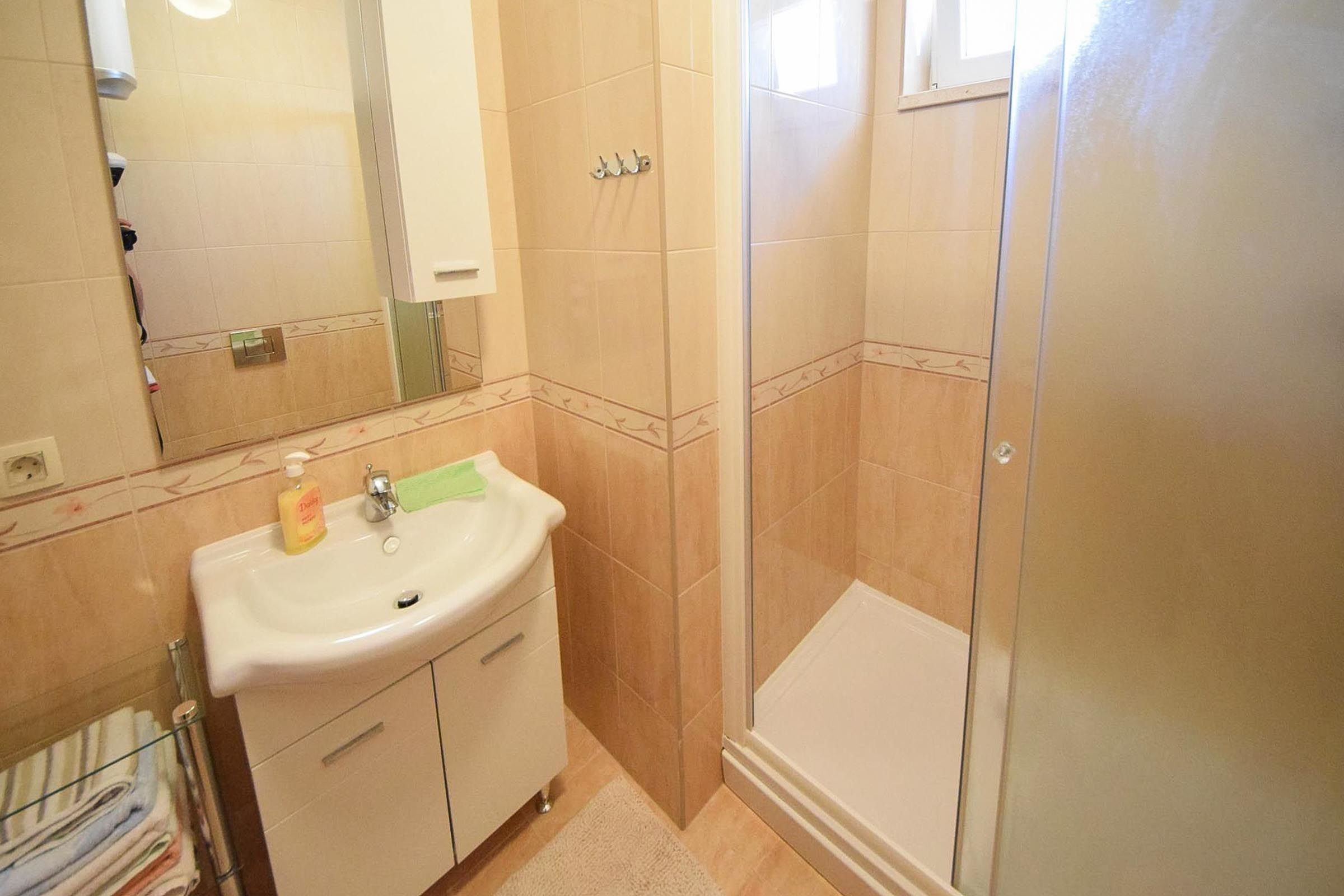 Apartments Bradičić 35241-A2