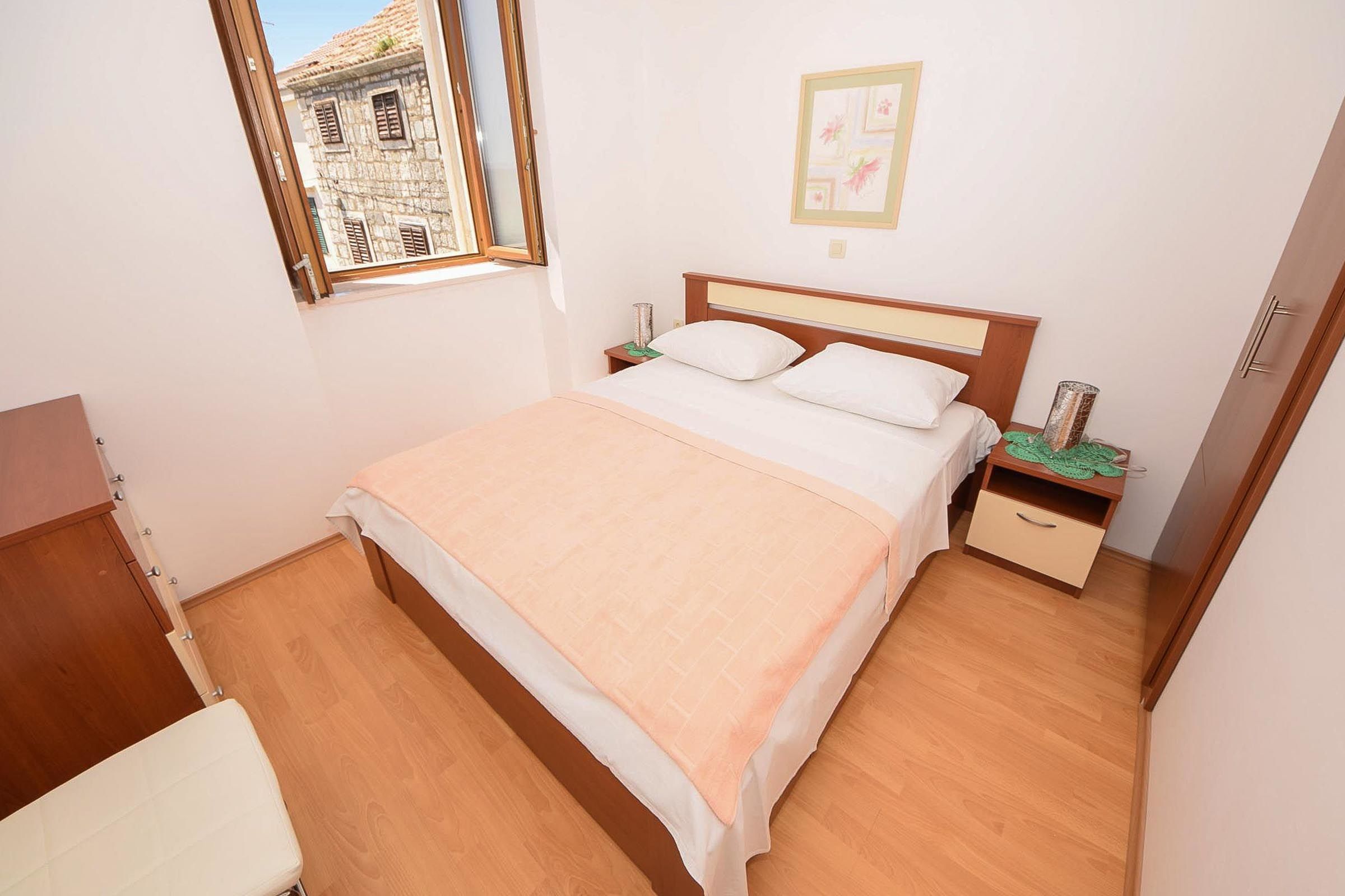 Apartments Bradičić 35241-A2