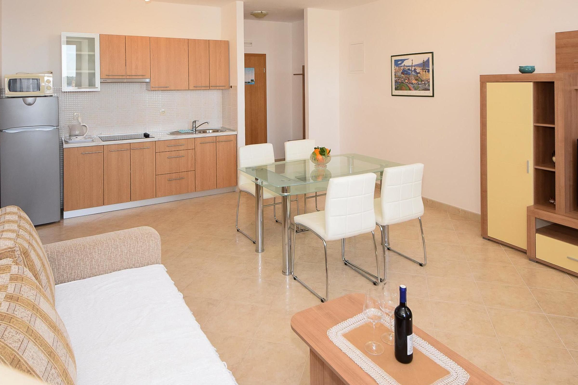Apartments Bradičić 35241-A2