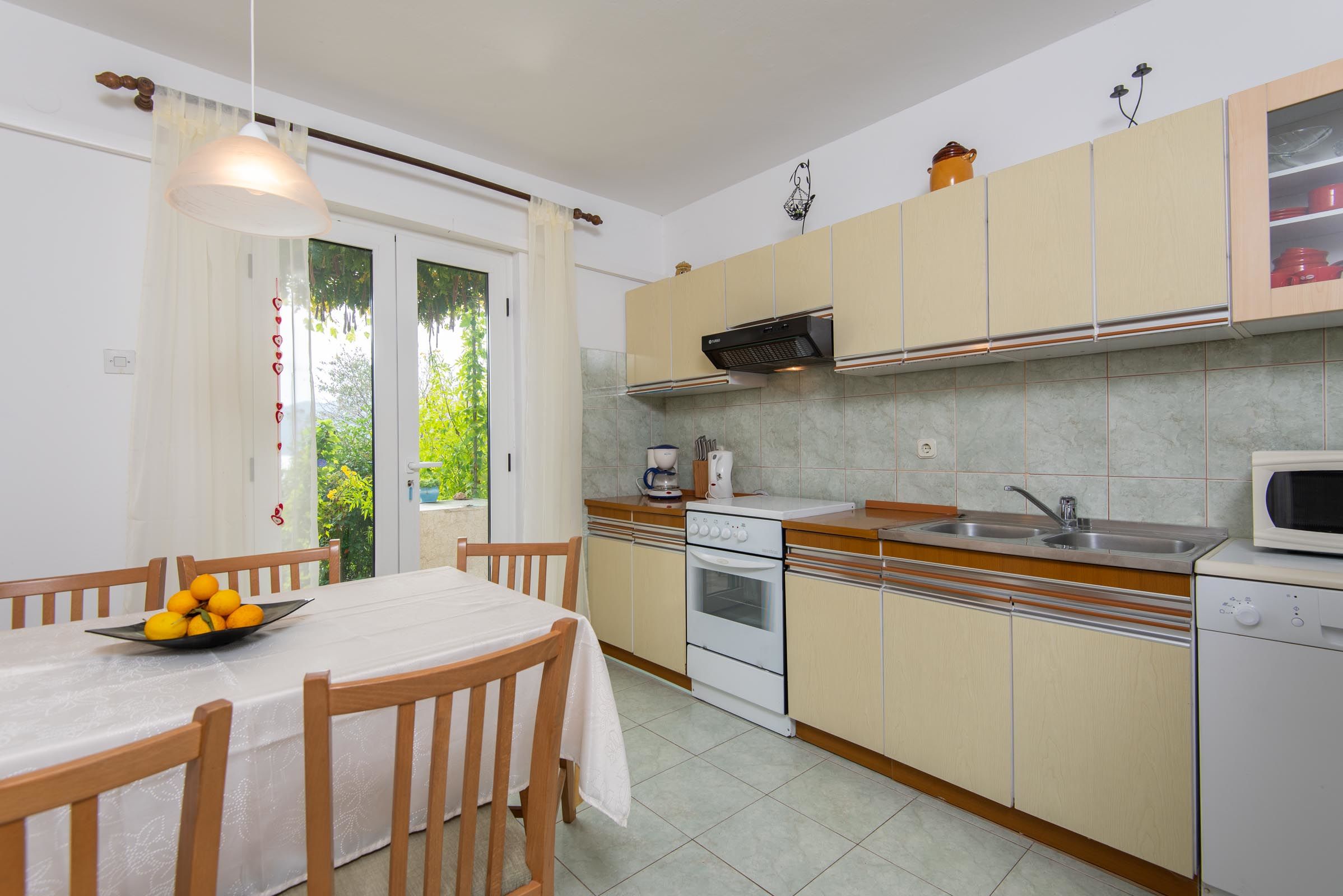 House Clarita 35245-K1