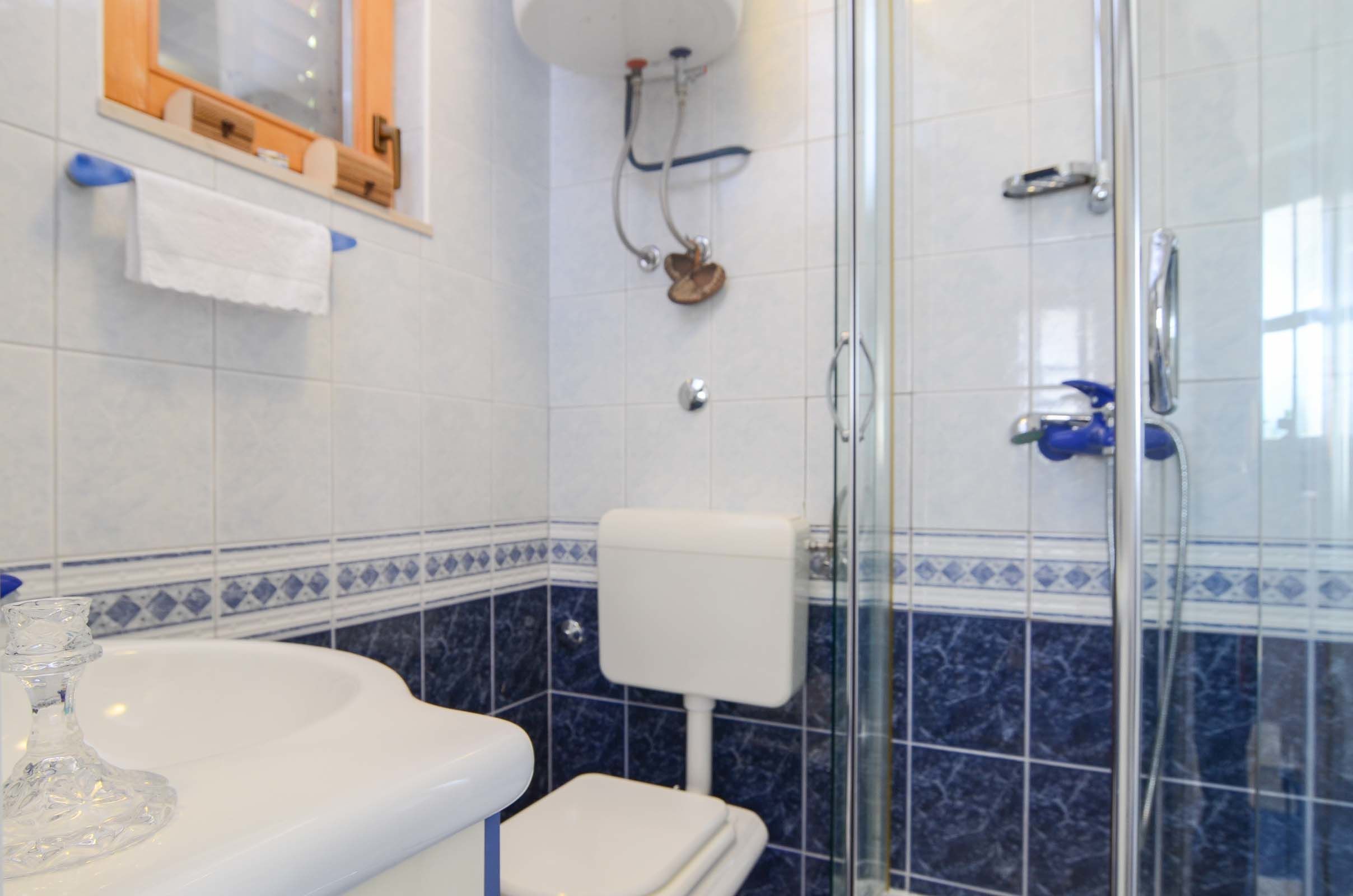 Apartments Llr 35246-A2