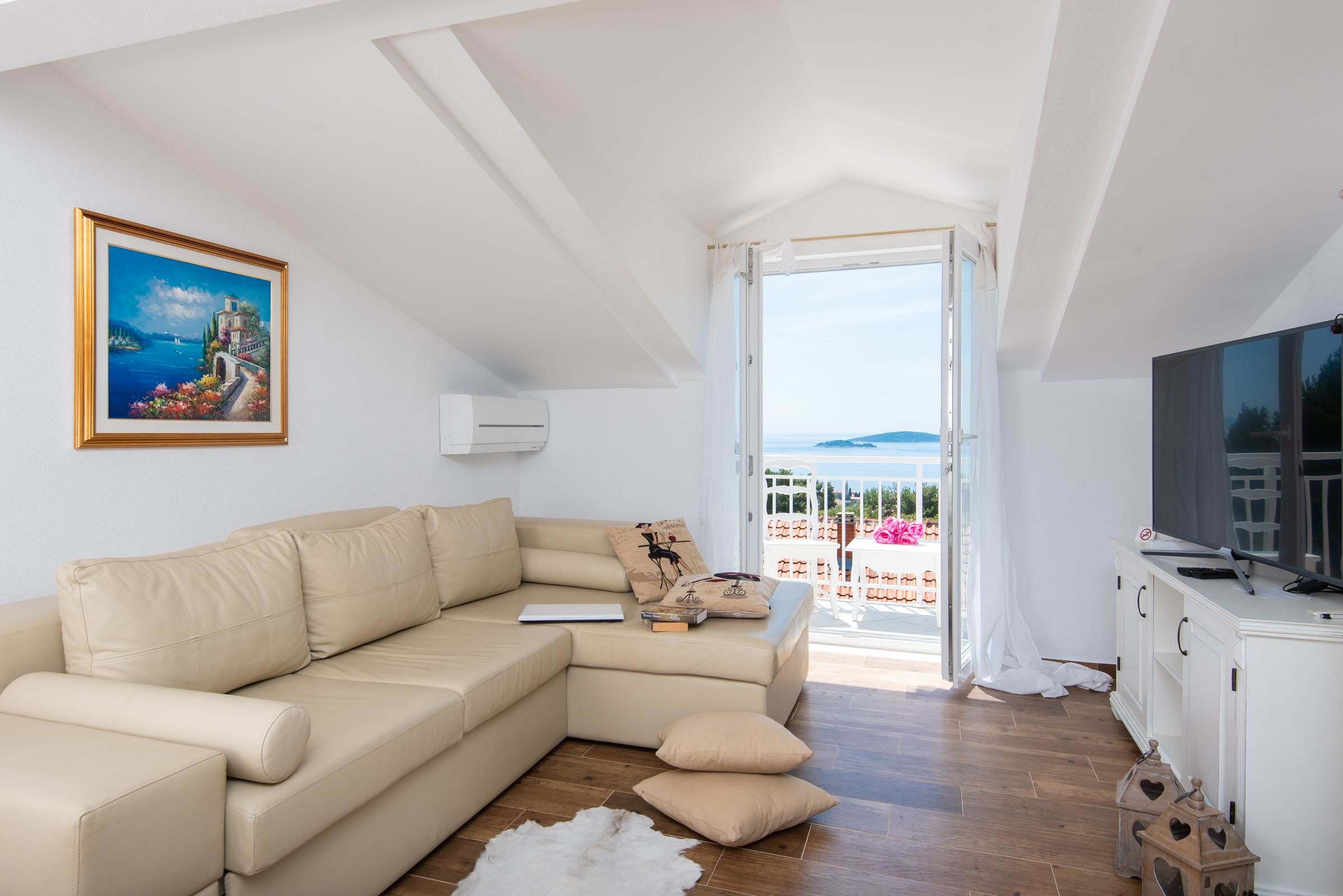 Apartments Llr 35246-A3