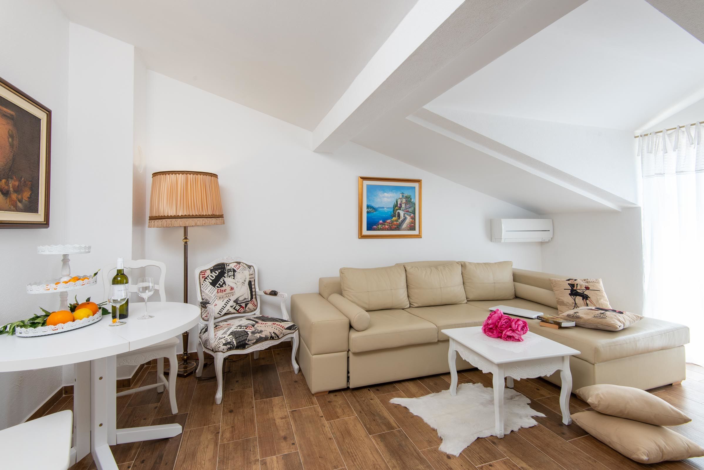 Apartments Llr 35246-A3