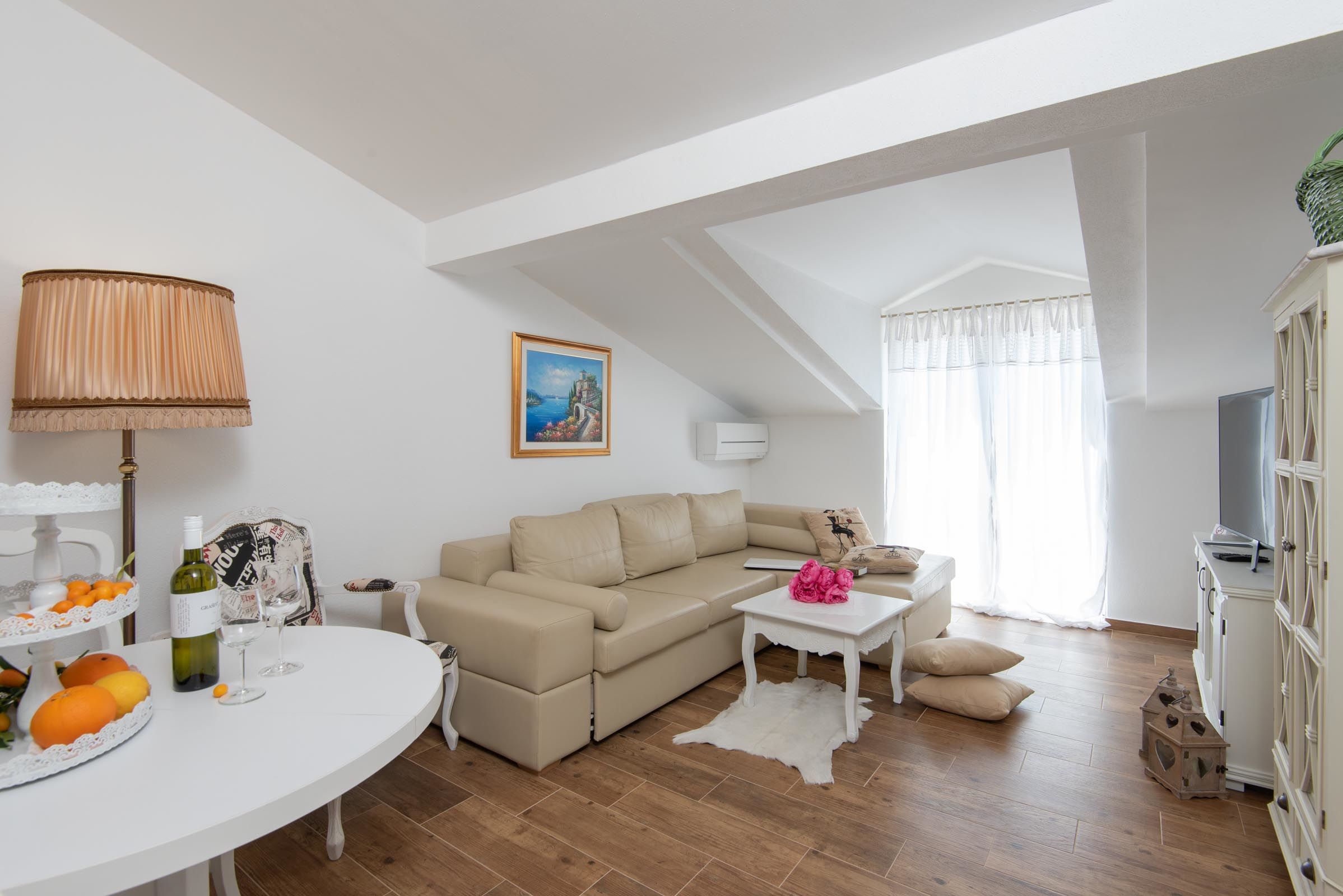 Apartments Llr 35246-A3