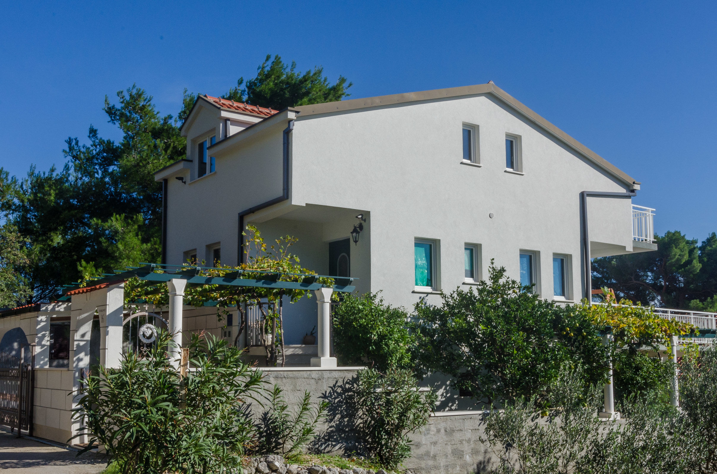 Apartments Llr 35246-A1