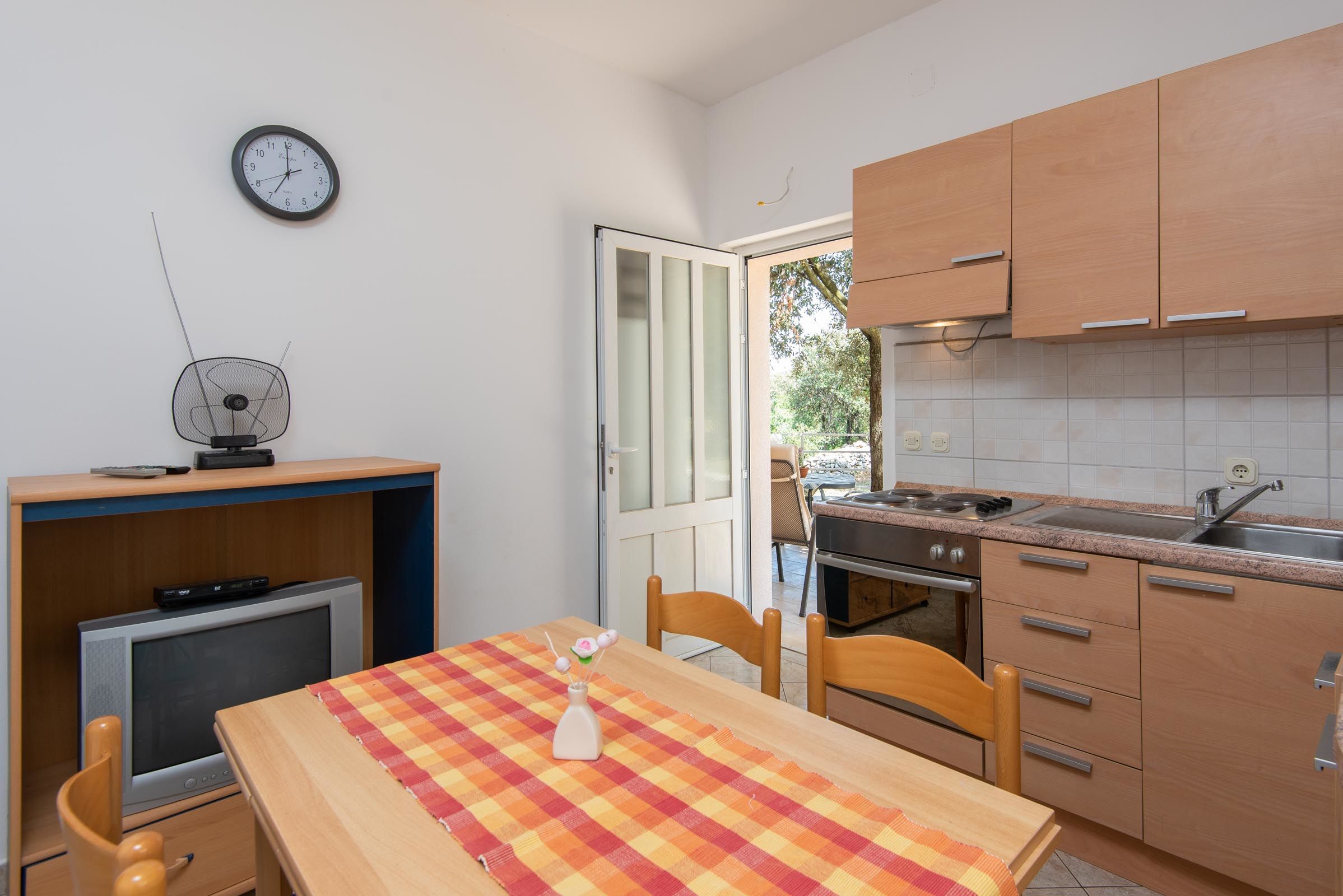 Apartment Ivona 35247-A1