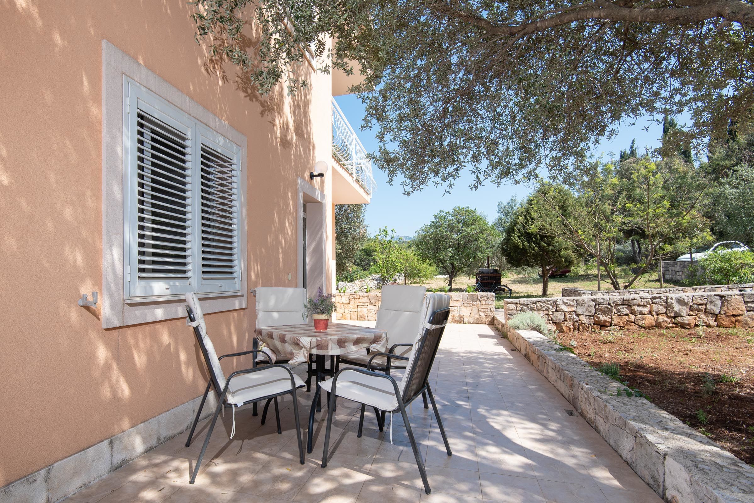 Apartment Ivona 35247-A2