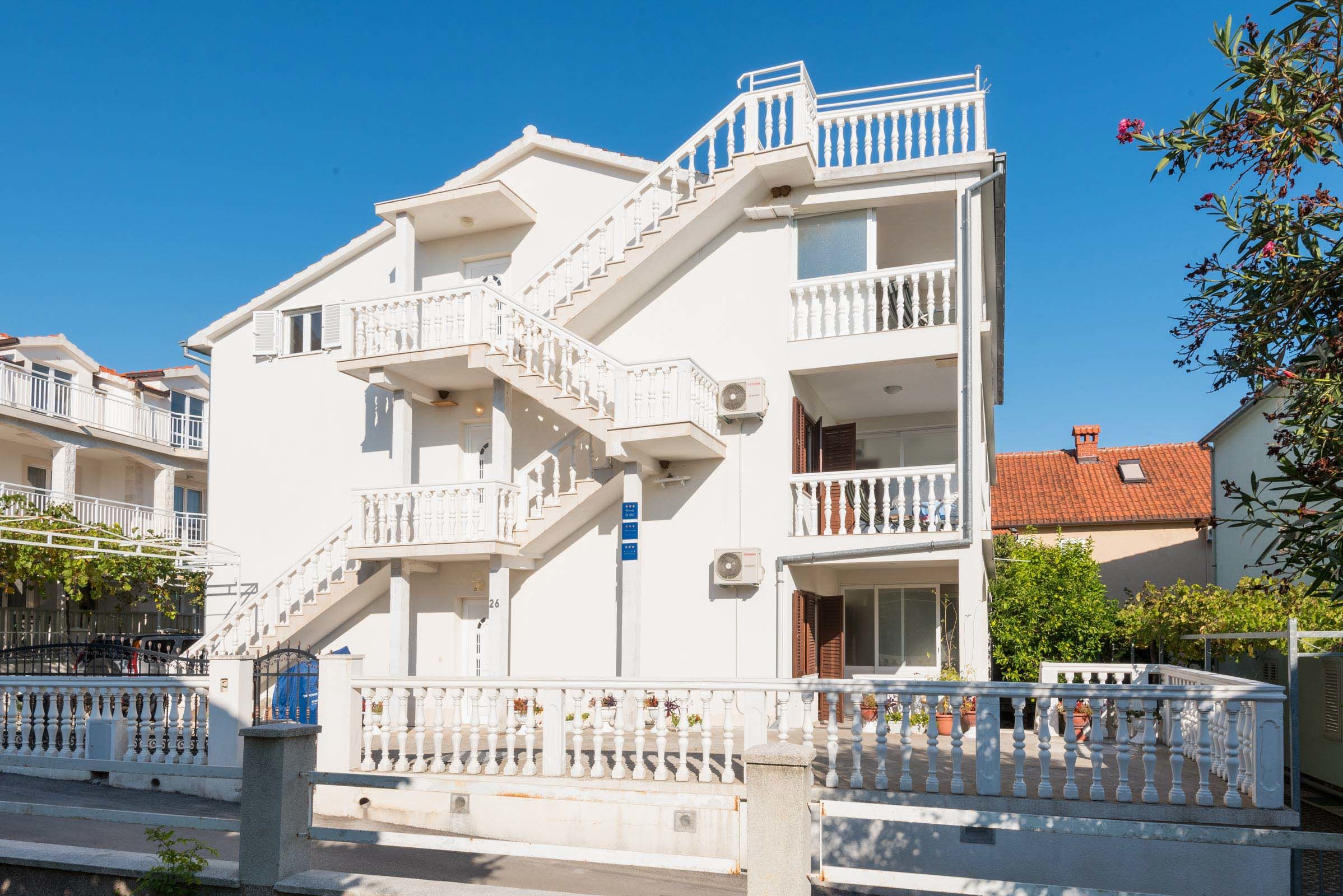 Apartments and Rooms PAPICA 35248-A1