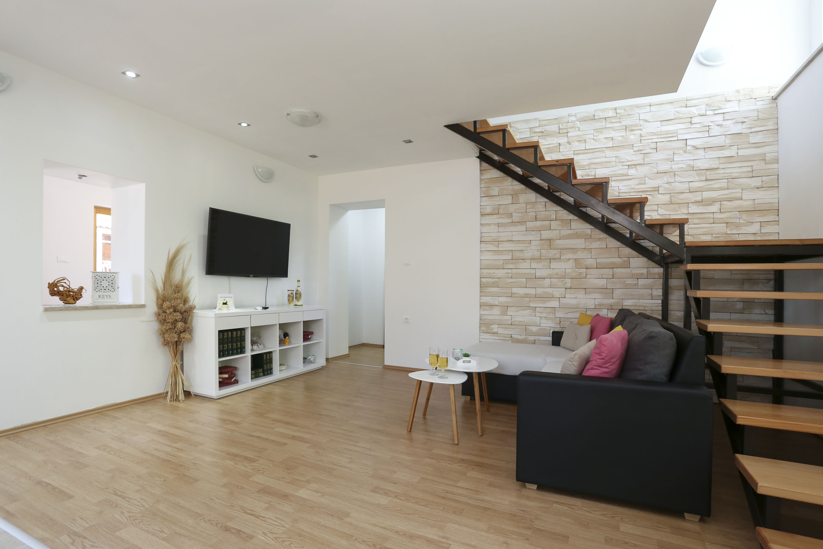 House Marijan 43541-K1