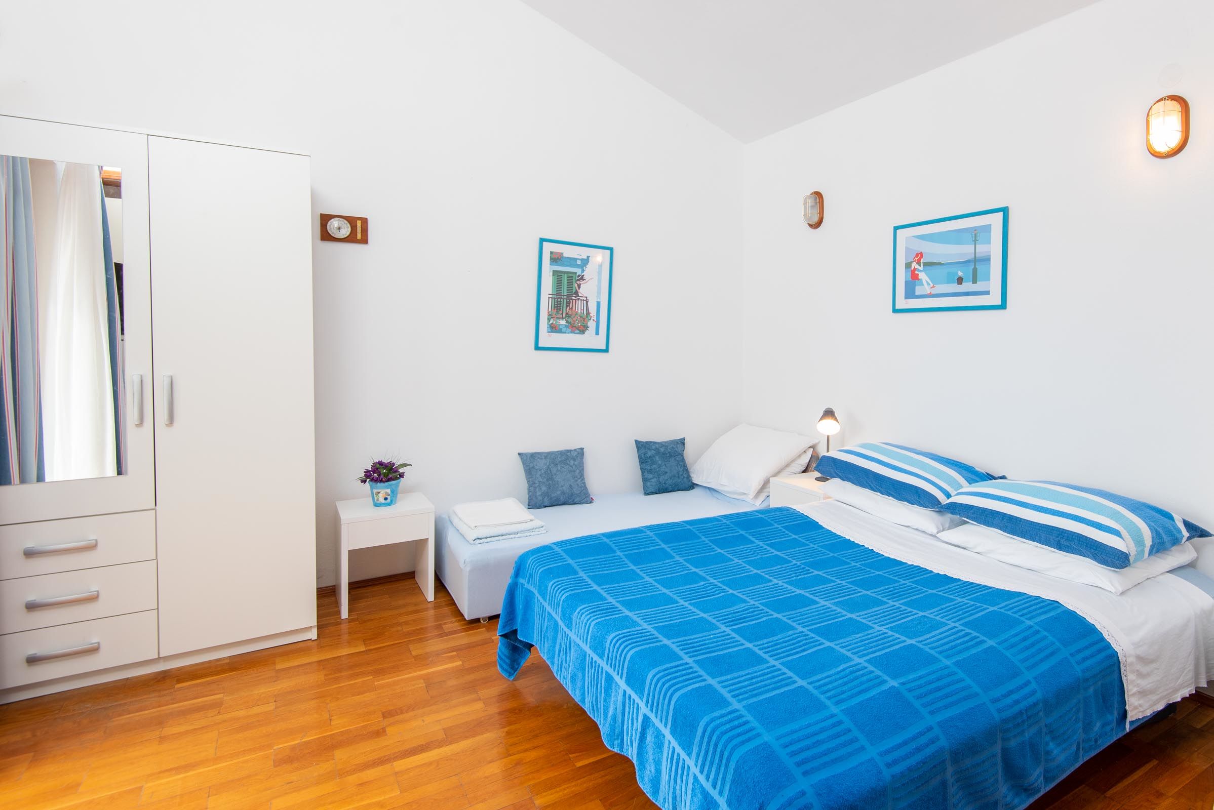 Apartments Gorjana 59583-A2