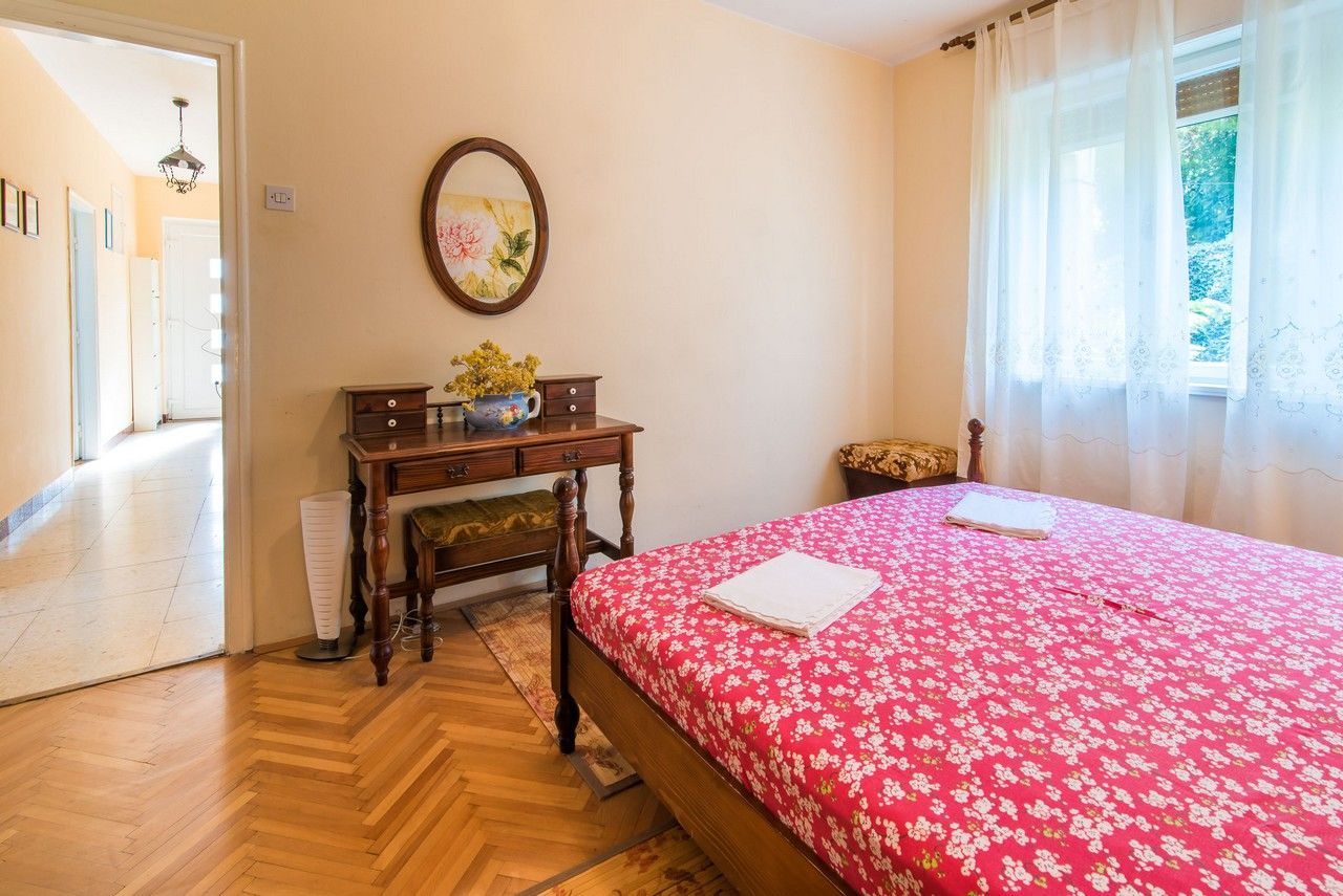 Apartment Dorica 63802-A1